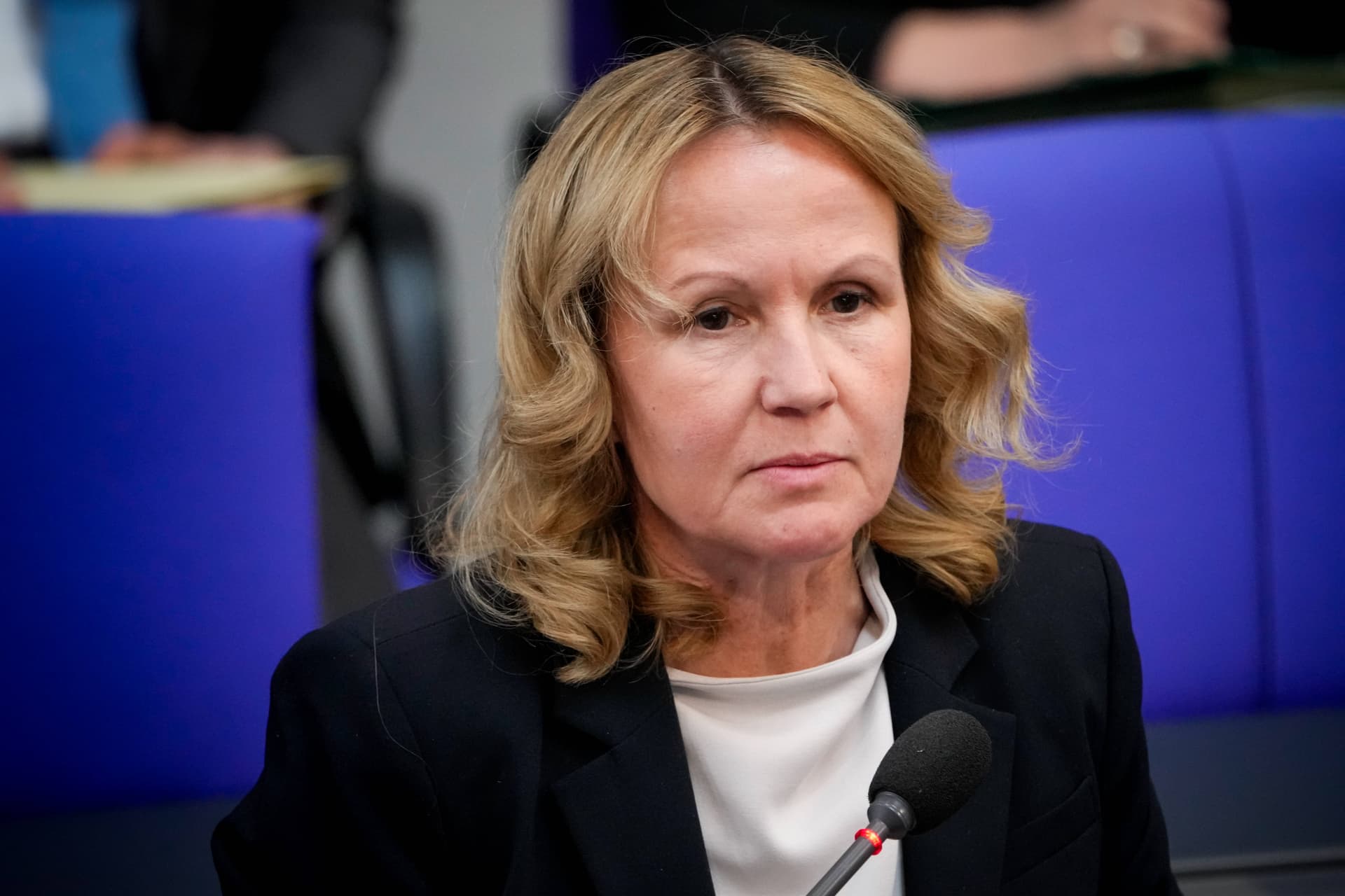 Trotz FDP-Protest: Umweltministerium bestätigt rasche AKW-Zerstörung mit Säure