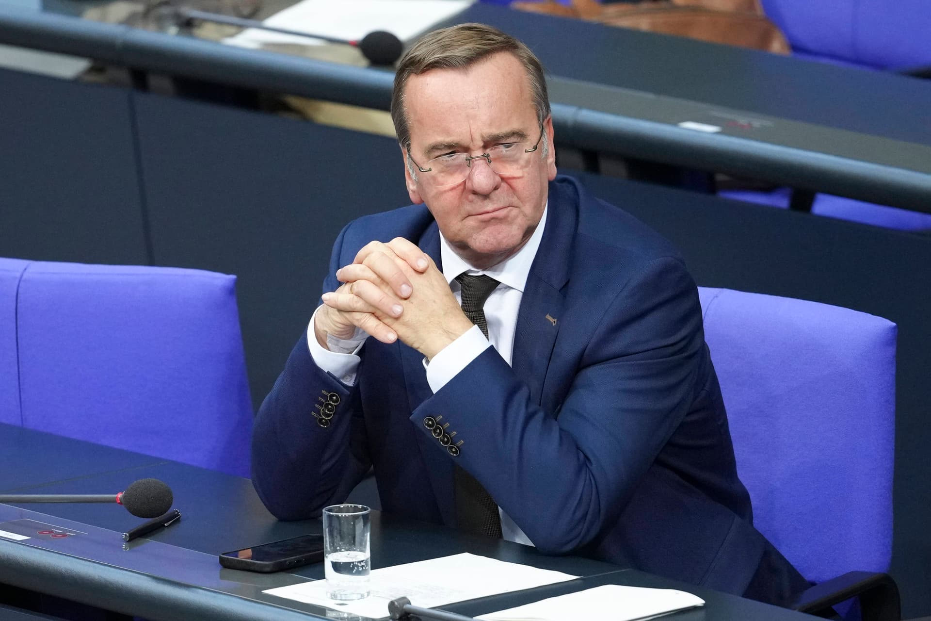 SPD-Mann über Pistorius: „Sturer Bock!“ – Union und SPD gehen wegen Wehrdienst auf Minister los