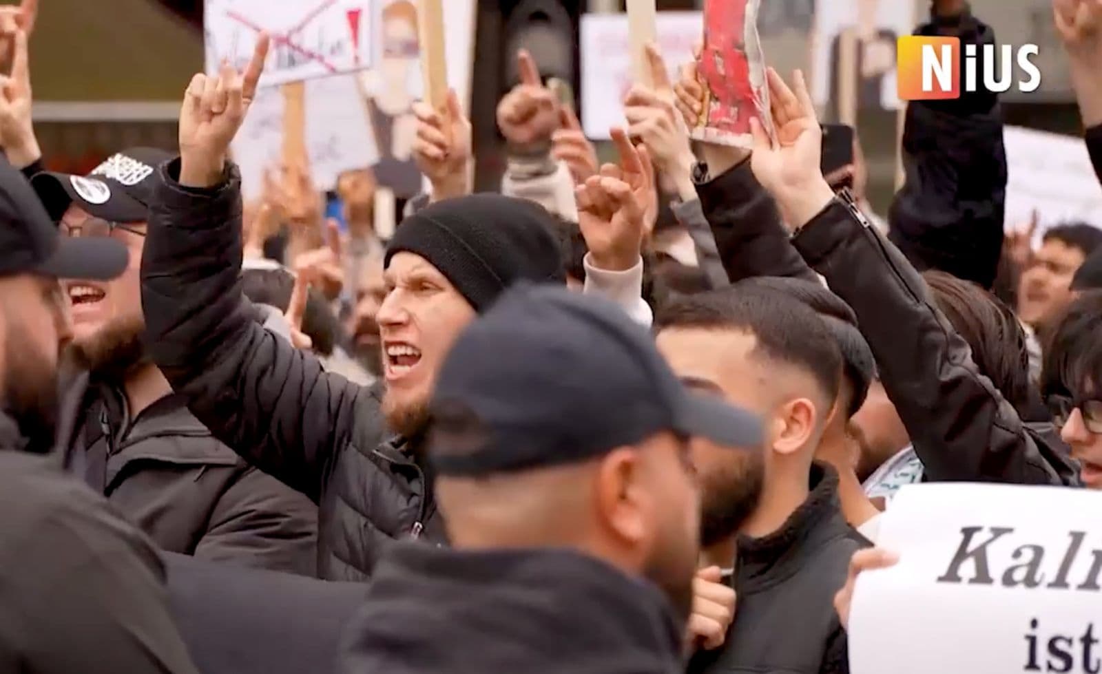 Unfassbar: Vier Tage vor Kalifat-Demo stimmten SPD und Grüne gegen ein Verbot der Islamisten-Gruppe „Muslim Interaktiv“