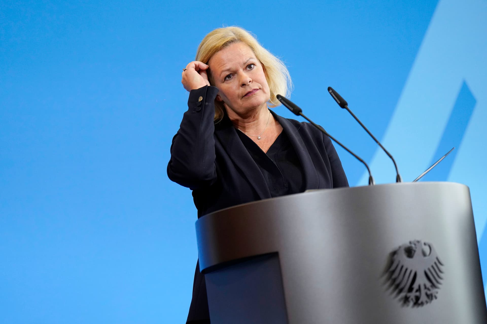 Regierung plant neues Anschwärz-Gesetz: Wer schützt die Bürger vor Faesers Verfassungsschutz?