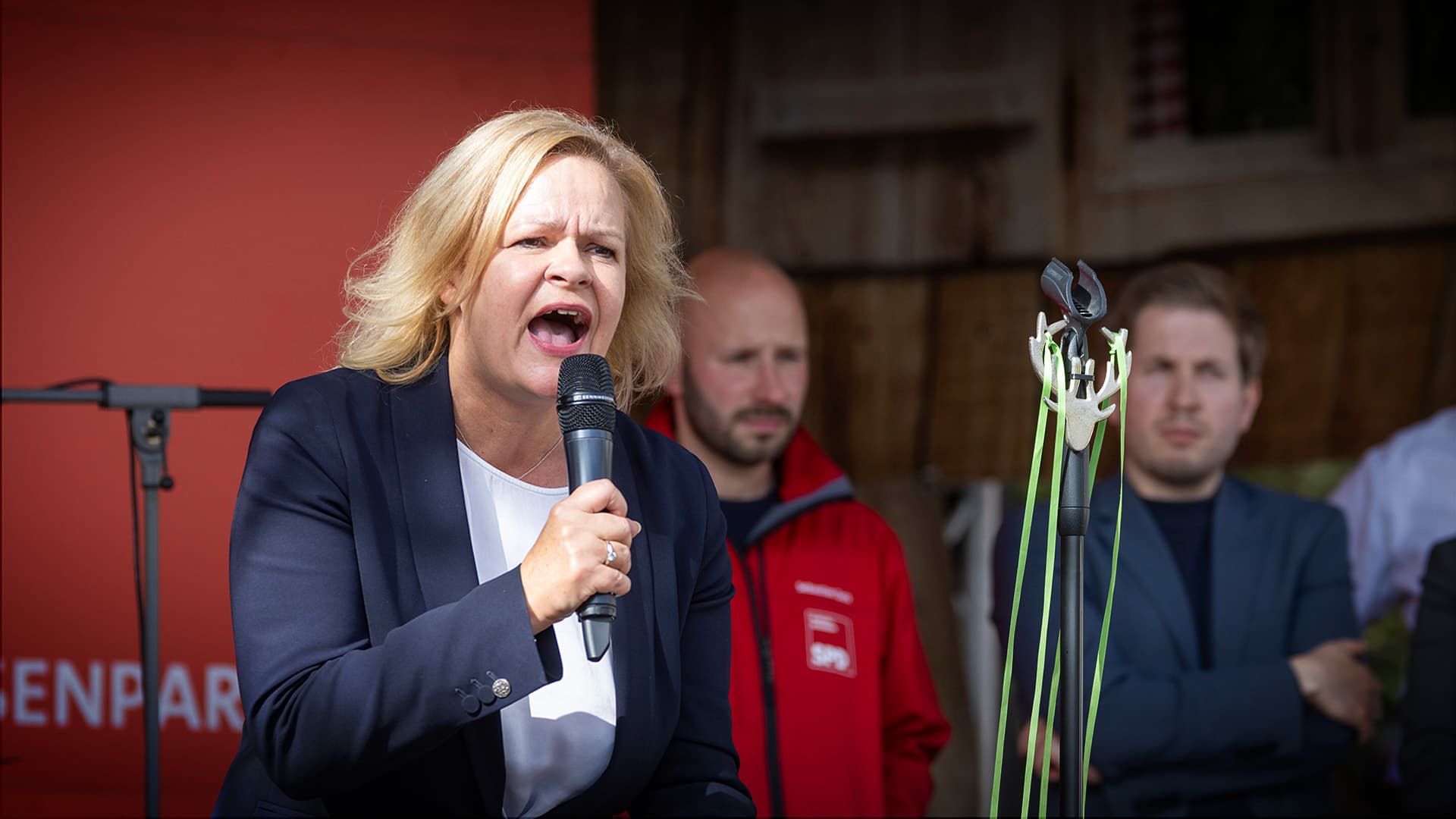 Totalausfall Faeser: Statt sich um Israel zu kümmern, macht sie Wahlkampf