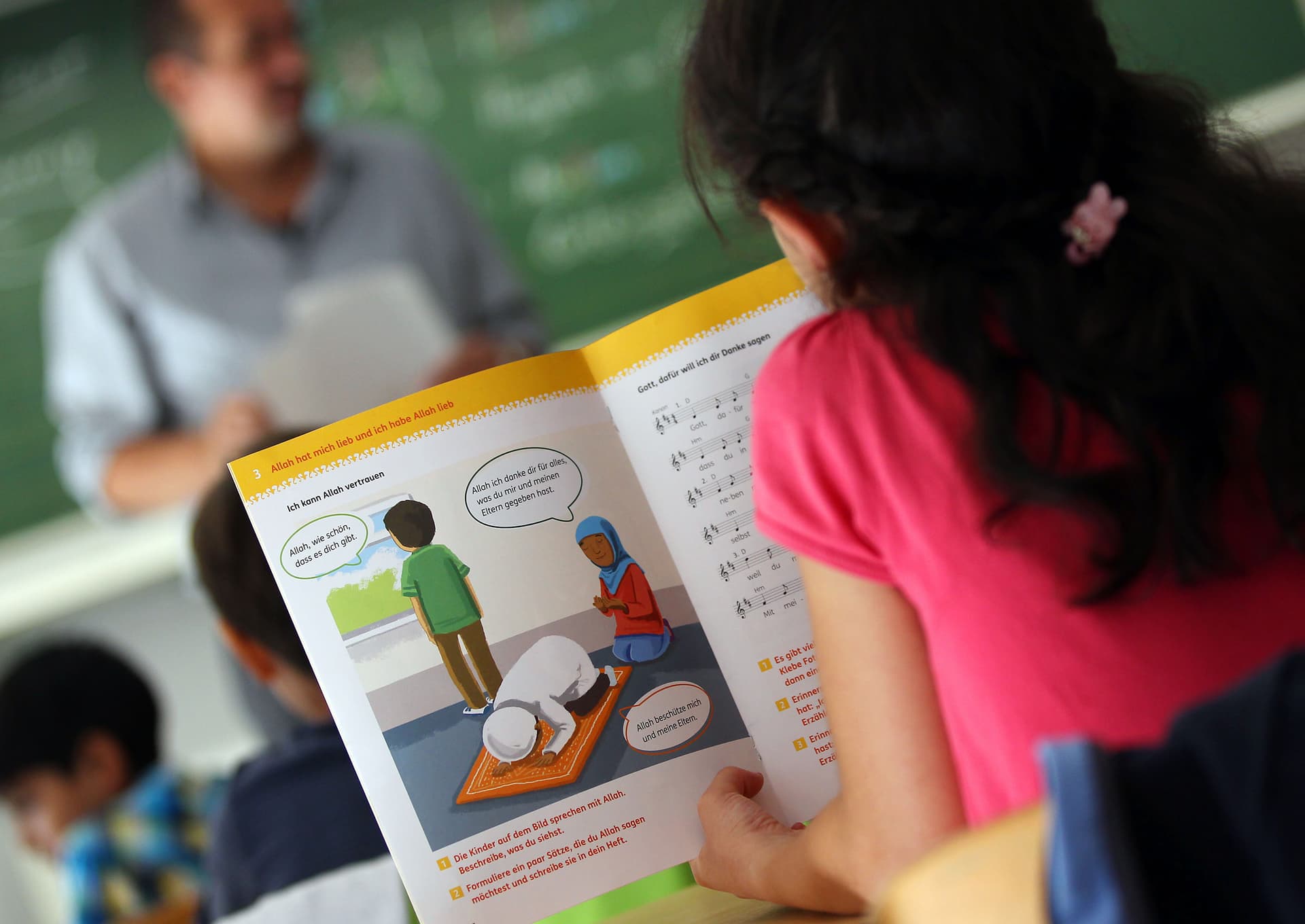 Verein will islamische Gebetsräume an Schulen einklagen