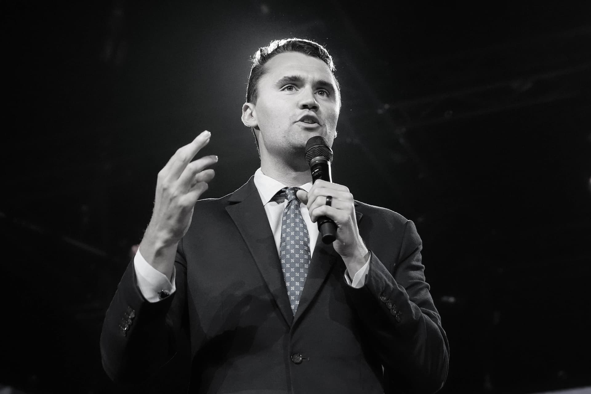 Erschossen auf offener Bühne: Charlie Kirk, Held der Meinungsfreiheit, bei Attentat getötet
