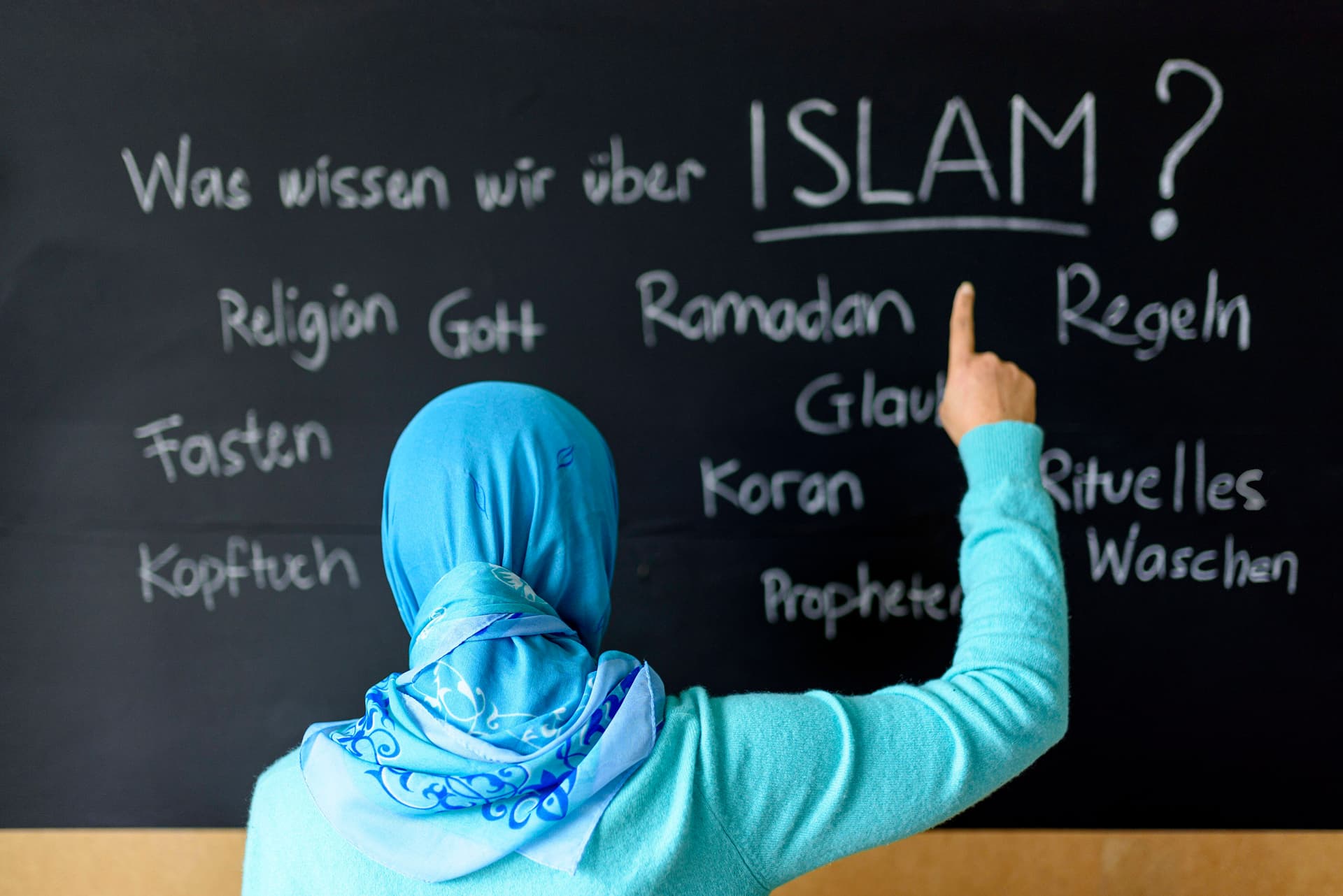 Ramadan-Wahnsinn an Schulen! Wenn der Unterricht plötzlich zur Religionsstunde wird