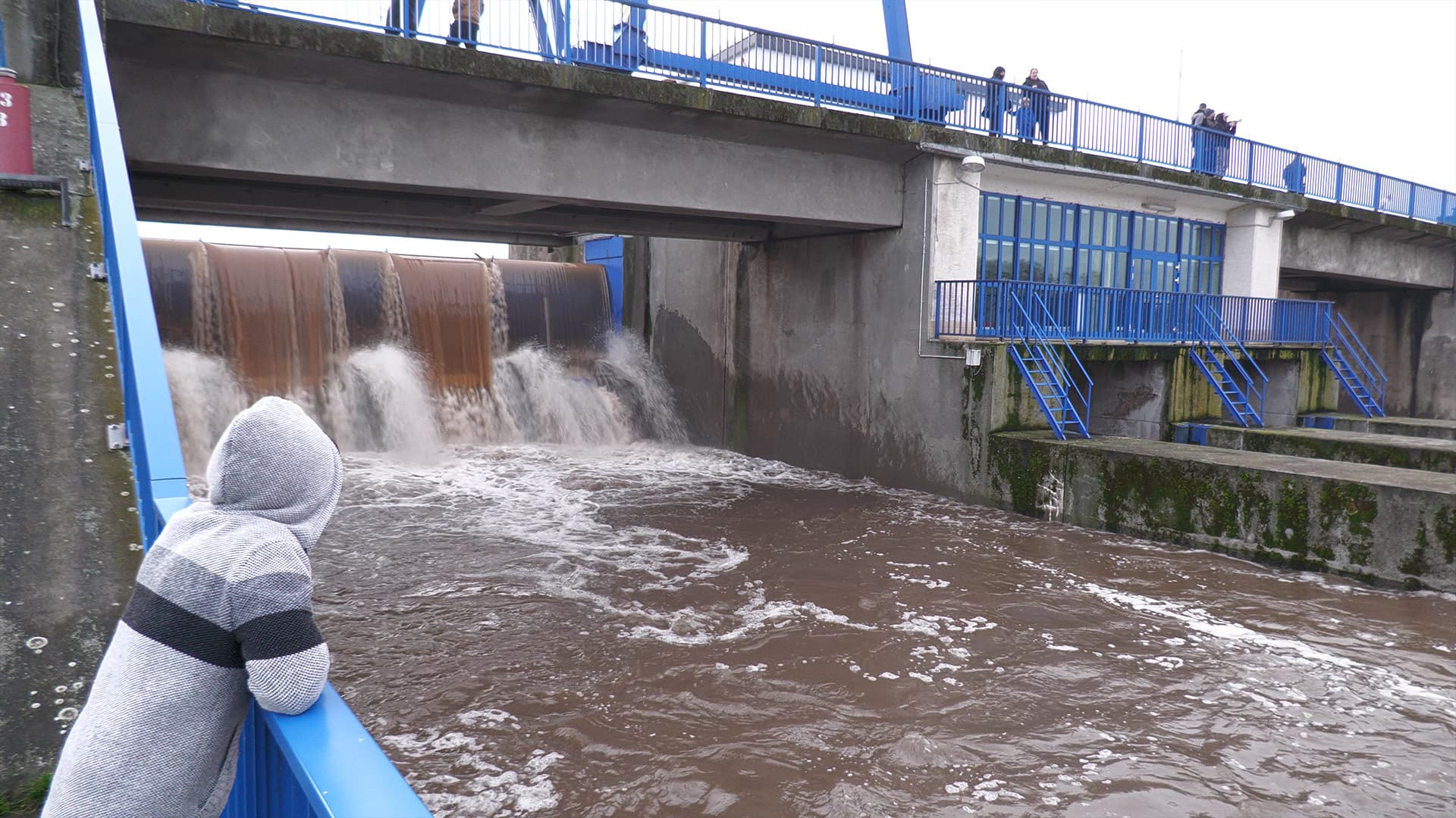 Das Rätsel um die Harzer Talsperren: Warum wurde erst im Moment der Flut Wasser abgelassen?!