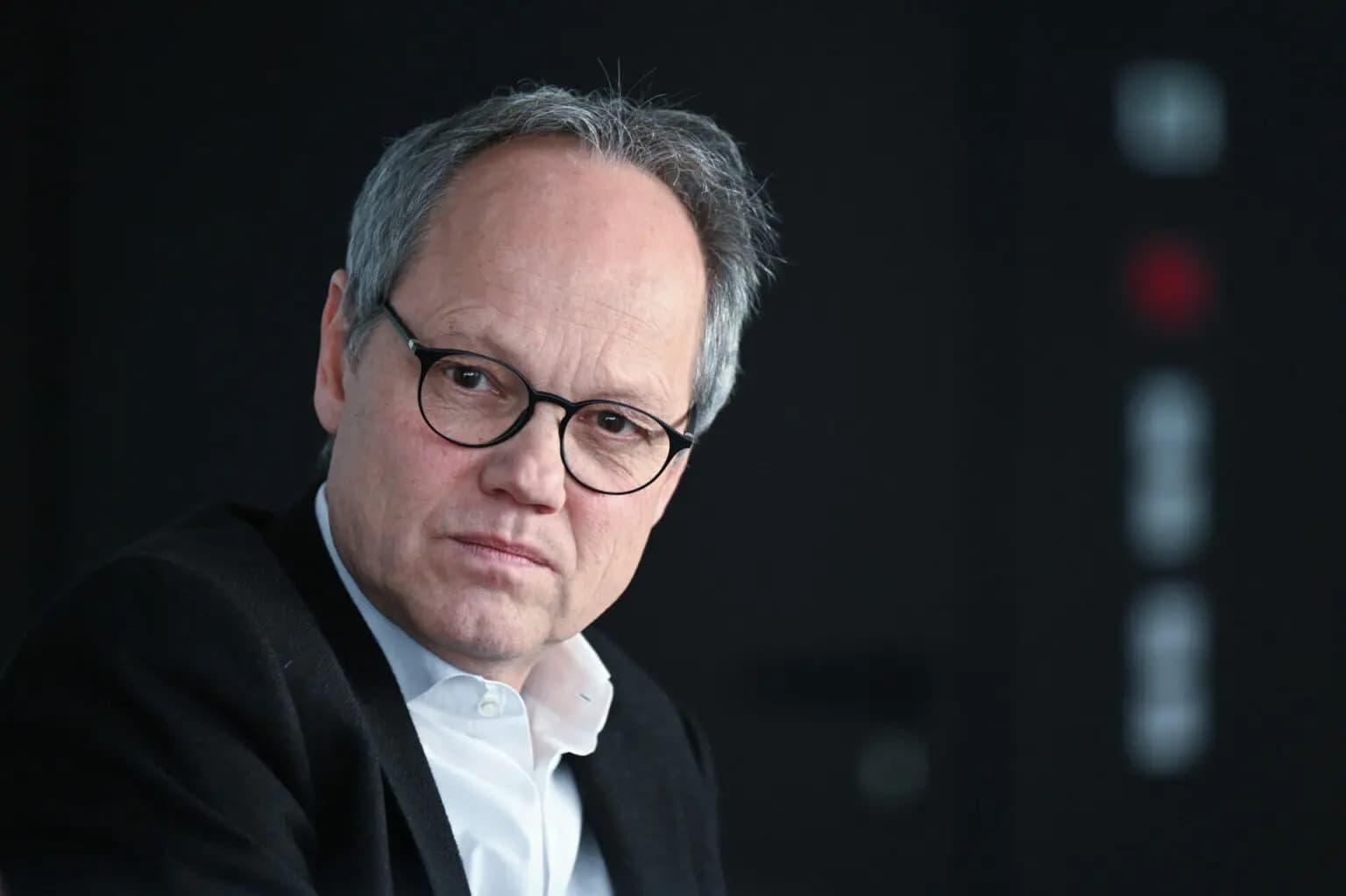 ARD-Chef gesteht ein: Berichterstattung sollte Menschen sagen, was sie zu denken haben