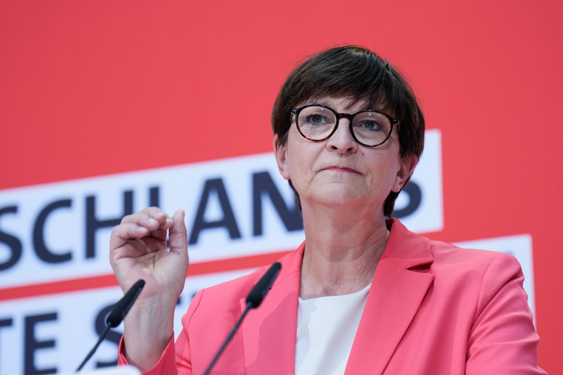 Wegen Neukandidatur: SPD-Genosse wirft SPD-Chefin Saskia Esken „Wortbruch“ vor
