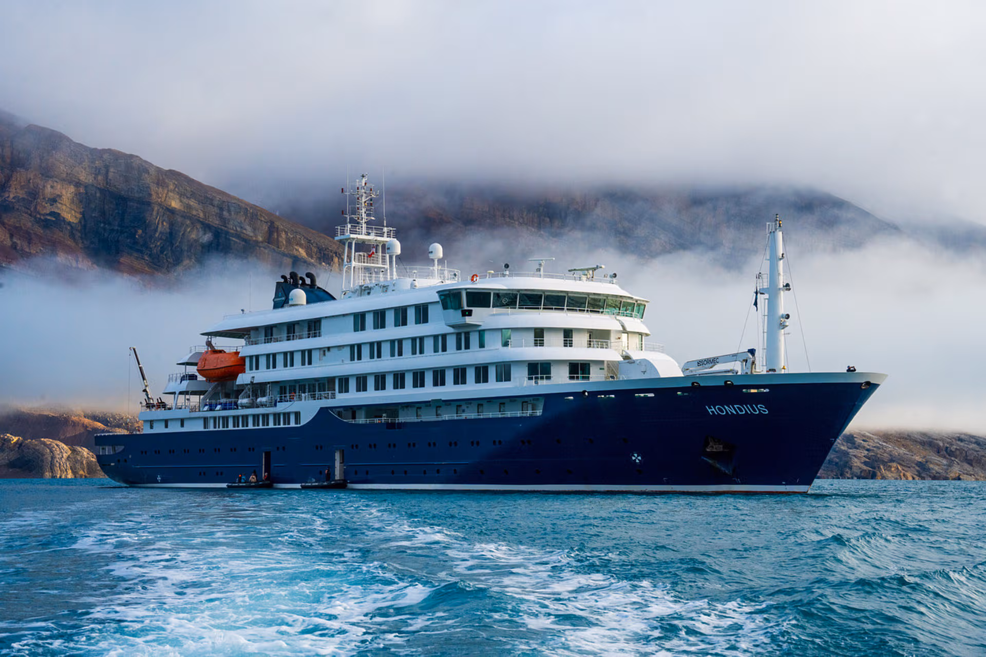 Es gab Tote: Kreuzfahrtschiff mit gefährlichem Hantavirus kommt nach Europa