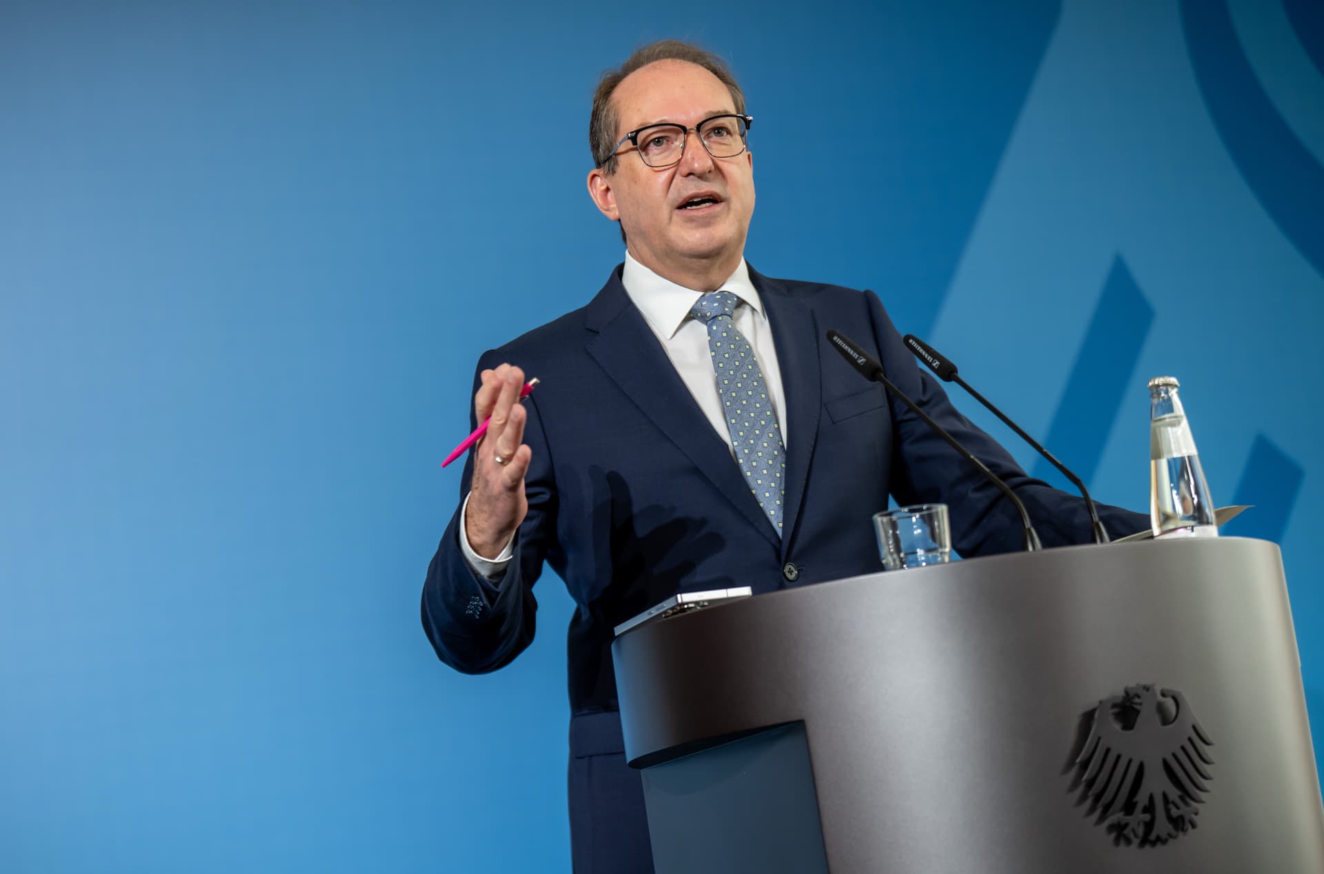 Reform des Bundespolizeigesetzes: Mehr Befugnisse gegen Schleuser und Drohnen