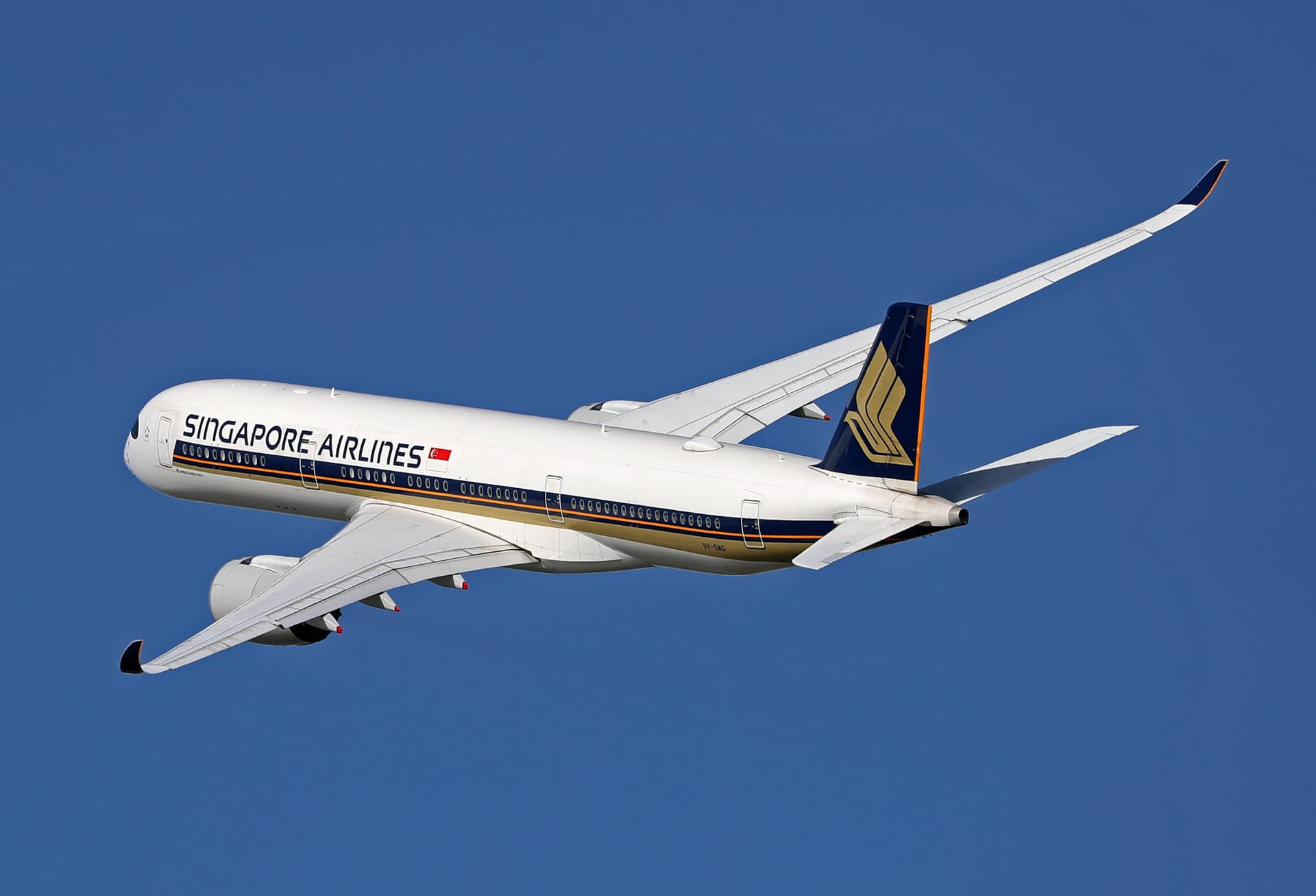 Notlandung! Schwere Turbulenzen bei Flug von London nach Singapur – ein Toter, 20 Verletzte