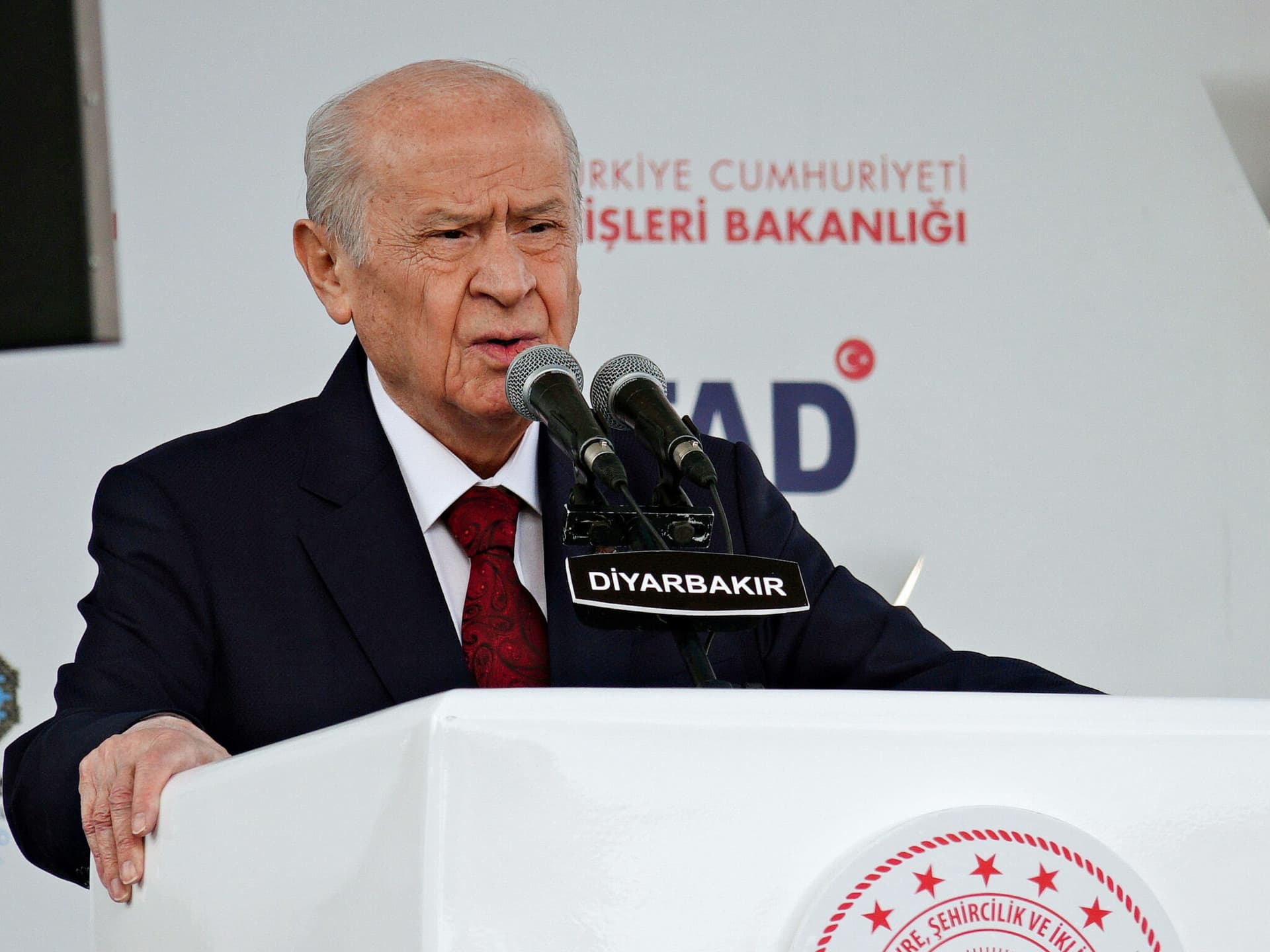 Dieser Extremismus wird gerne ausgeblendet: 91.000 türkische Rechtsextreme in Deutschland!