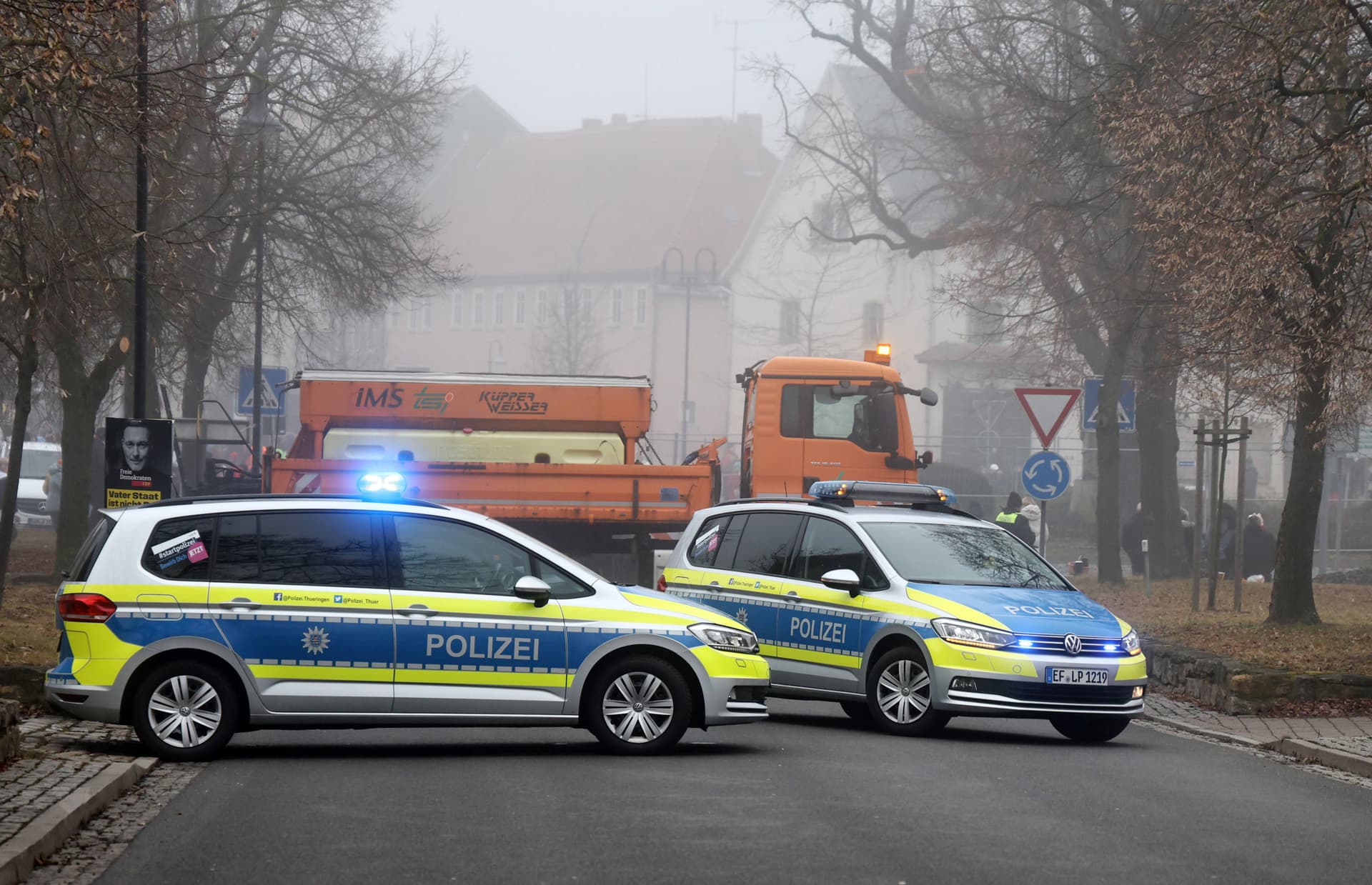 Der neue Faschings-Wahnsinn: Mit Müllwagen gegen Islamisten-Terror