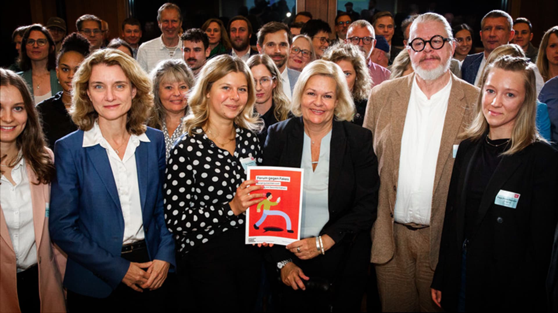 Irre Forderung des „Bürgerrats“ an Ministerin Faeser: „Verbreitung von Desinformation“ soll strafrechtlich verfolgt werden