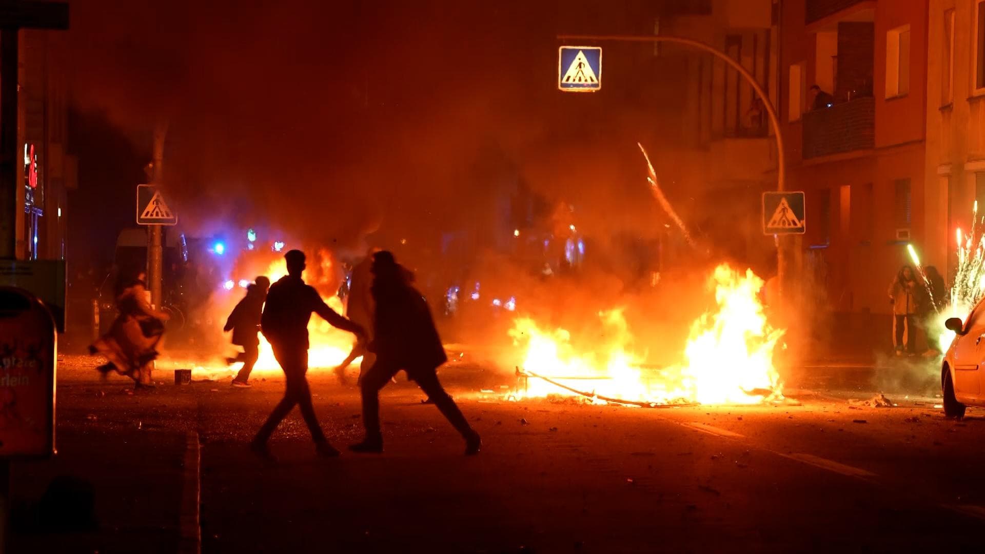 Terrorgefahr, No-Go-Areas, bettelnde Polizisten: Die Silvesternacht zeigt, wie sehr die Migration das Land verändert hat
