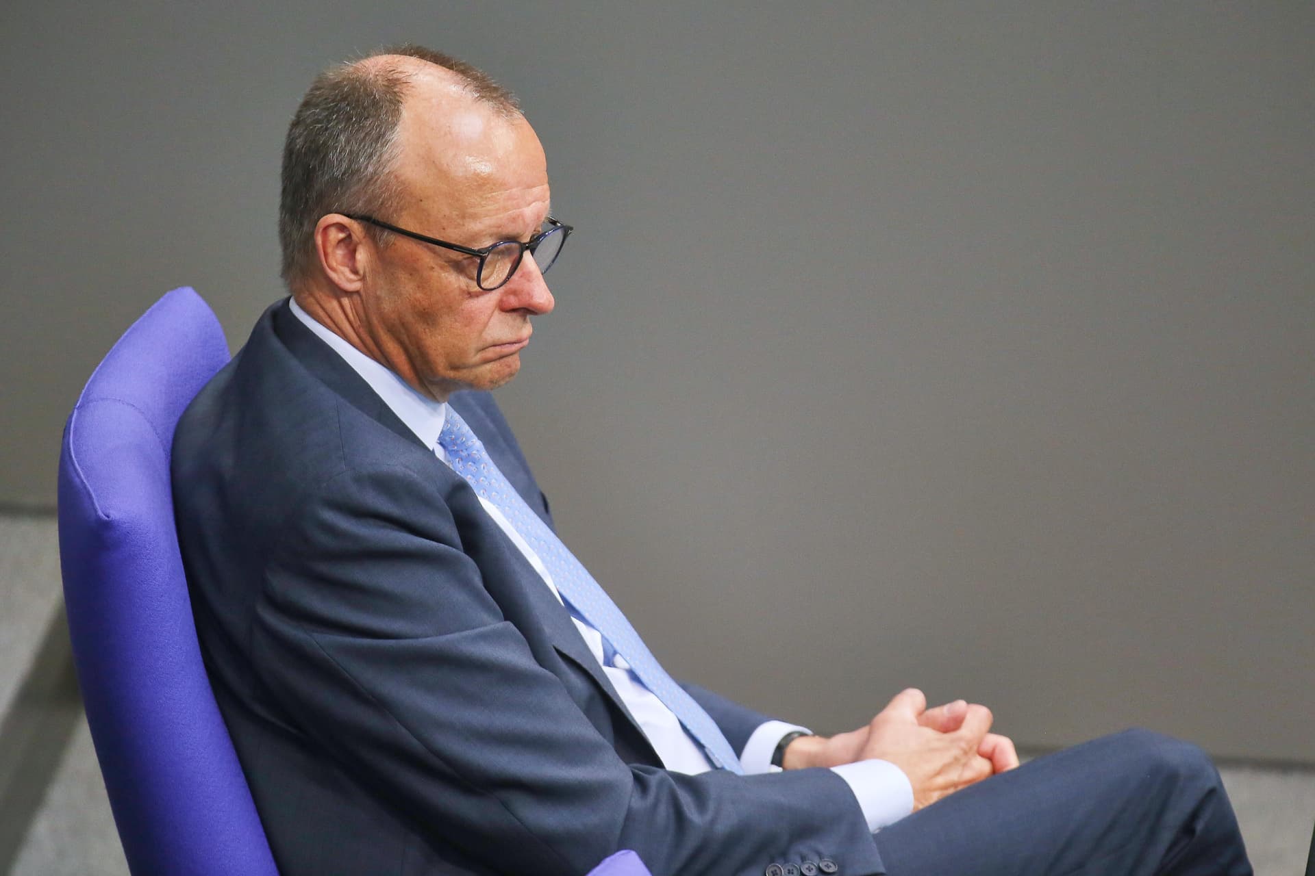 Umfrage-Tief für Friedrich Merz: Abstand zwischen AfD und Union wächst weiter an