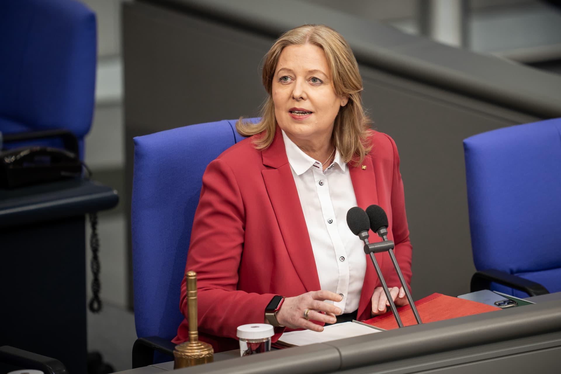 Bundestagszoff um Solarförderung: Union schreibt Brief an Bundestagspräsidentin Bärbel Bas (SPD)