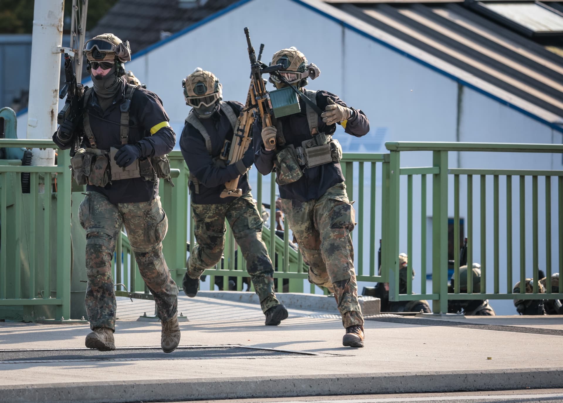 Reservisten und aktive Soldaten: Bundeswehr stellt Division für Heimatschutz auf