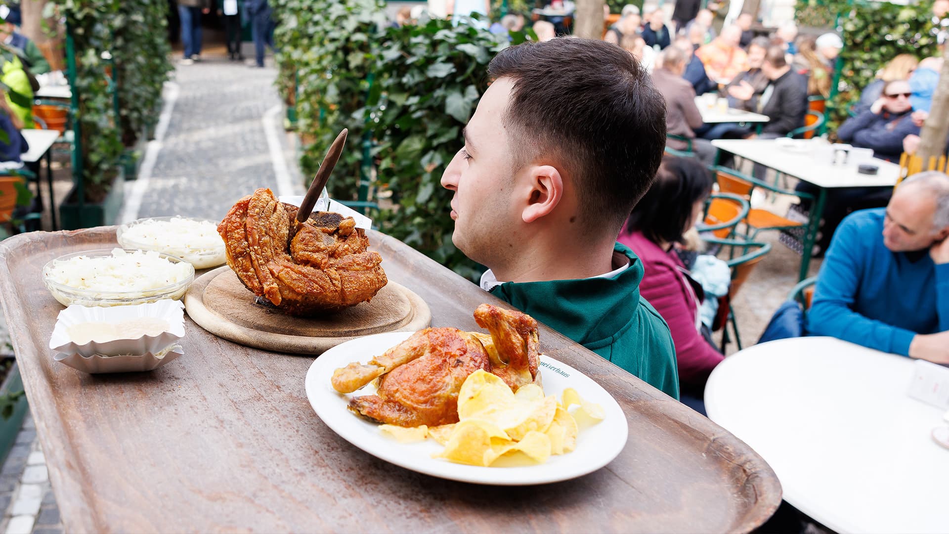 Jeder zehnte Gastronomiebetrieb musste 2023 schließen! Experte: „Branche wird sich weiter ausdünnen“