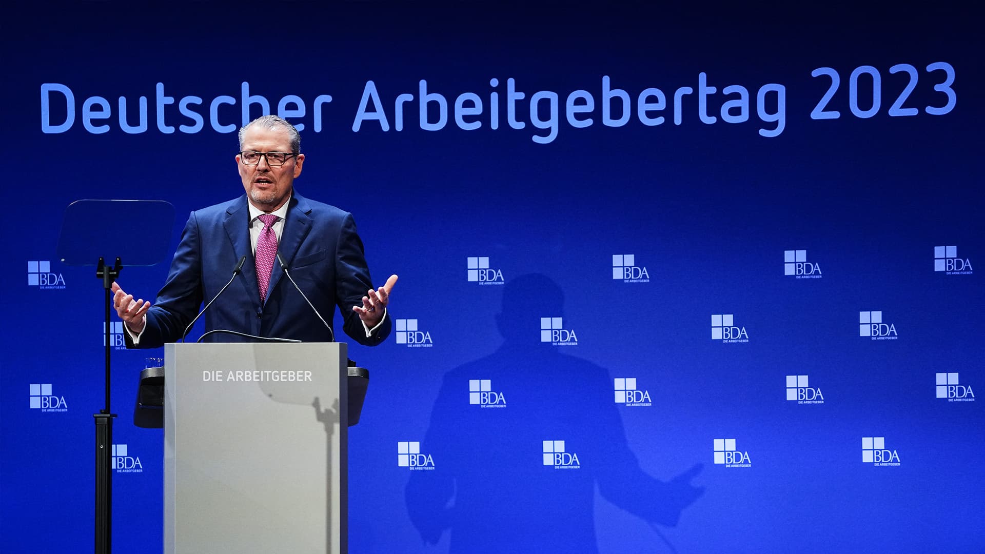 Angst um Deutschland! Arbeitgeber-Boss schlägt Job-Alarm