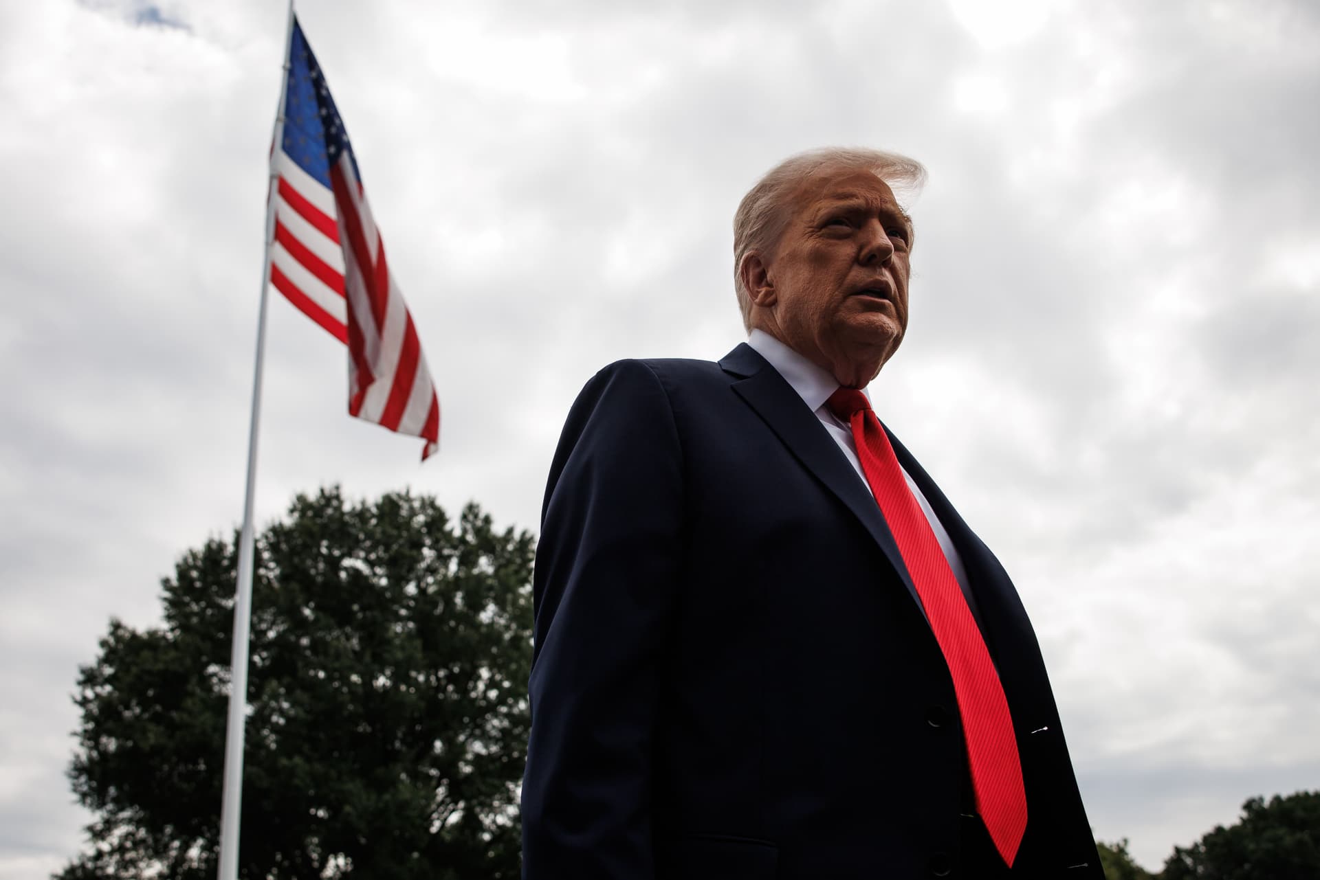 US-Präsident Trump kündigt an, Antifa als Terrororganisation einzustufen