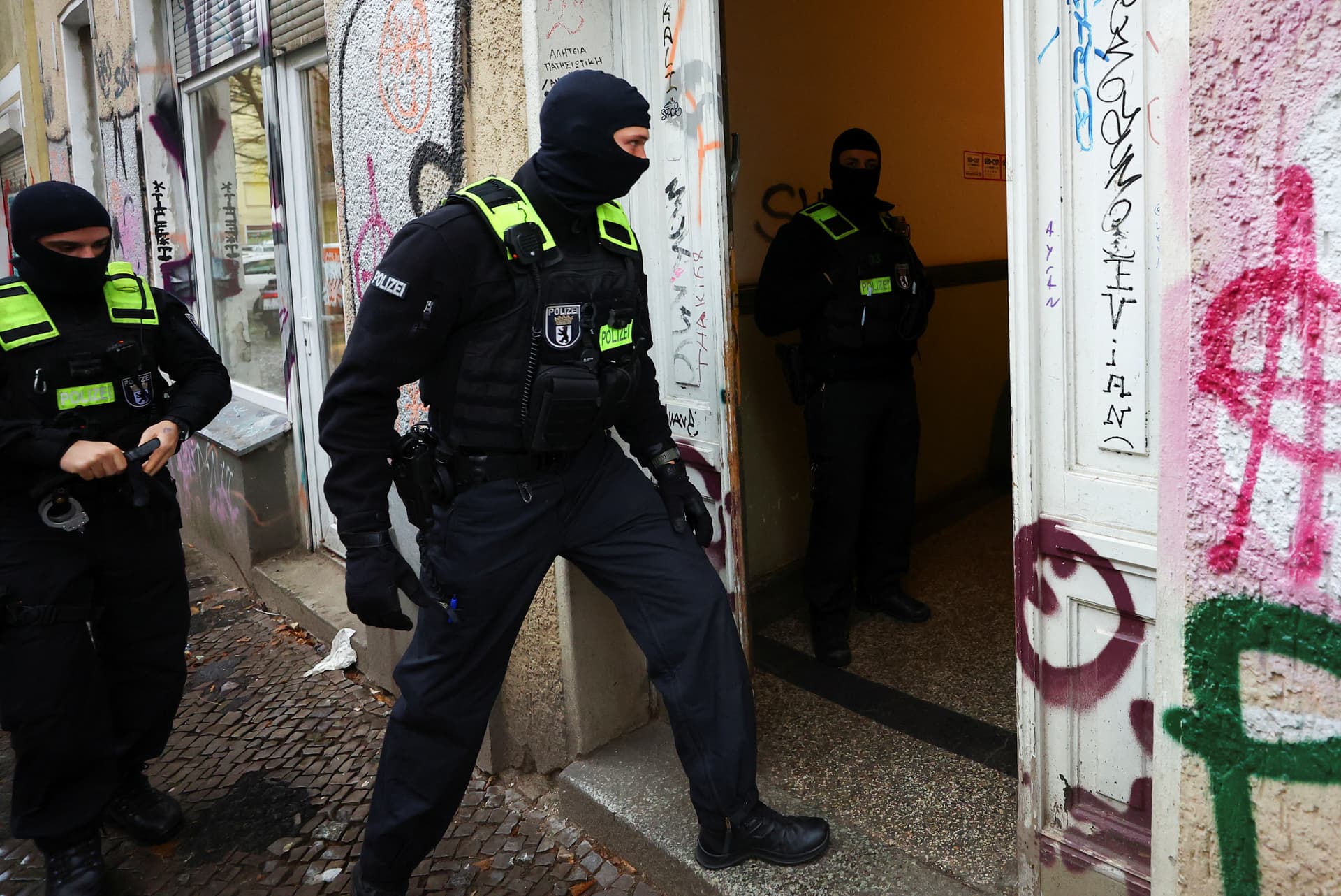 Razzia am frühen Morgen: Bundesweiter Schlag gegen Islamisten