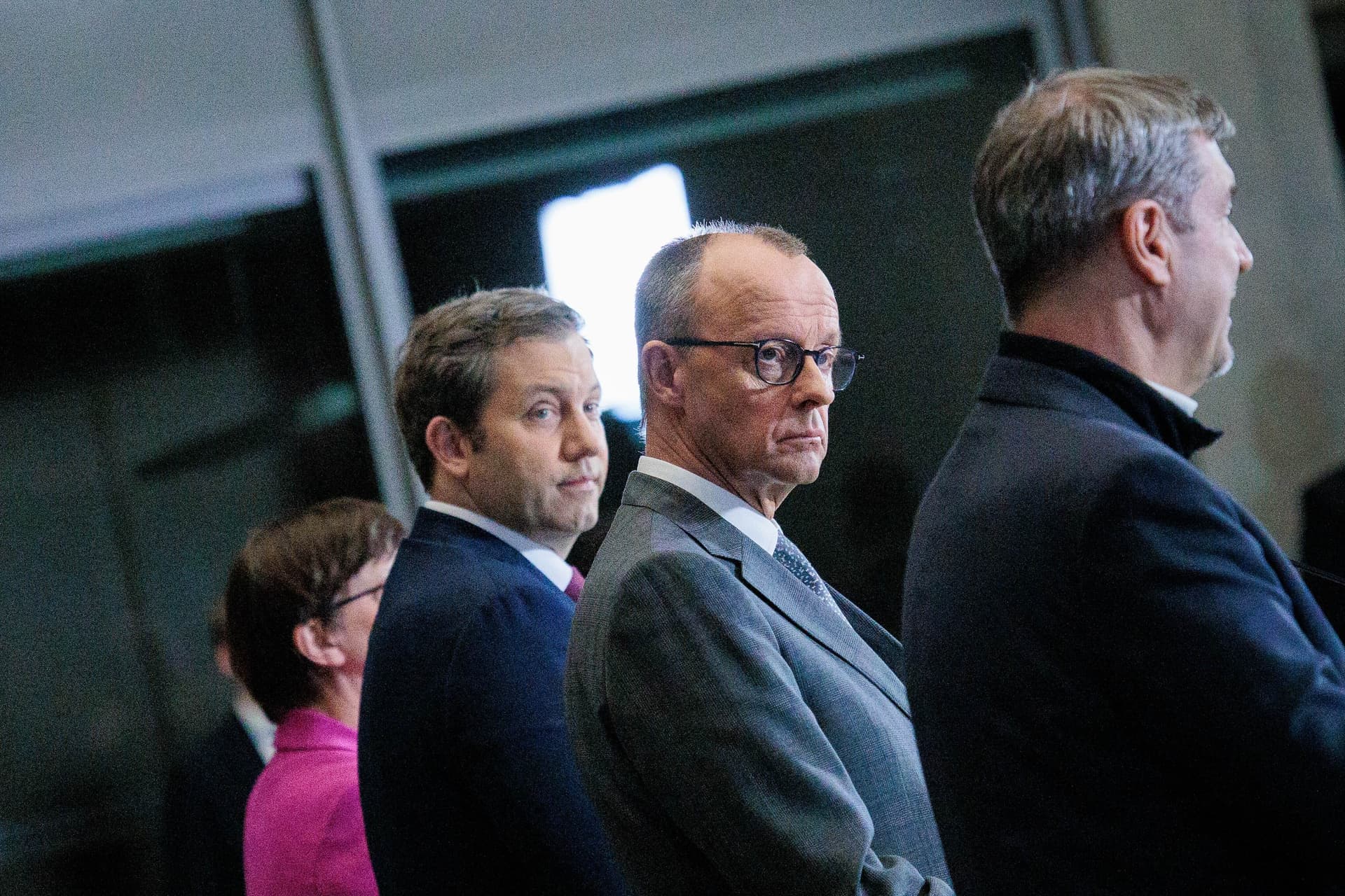 NGO-Komplex: SPD gesteht brisanten Deal mit der Union zu ihren 551 Fragen