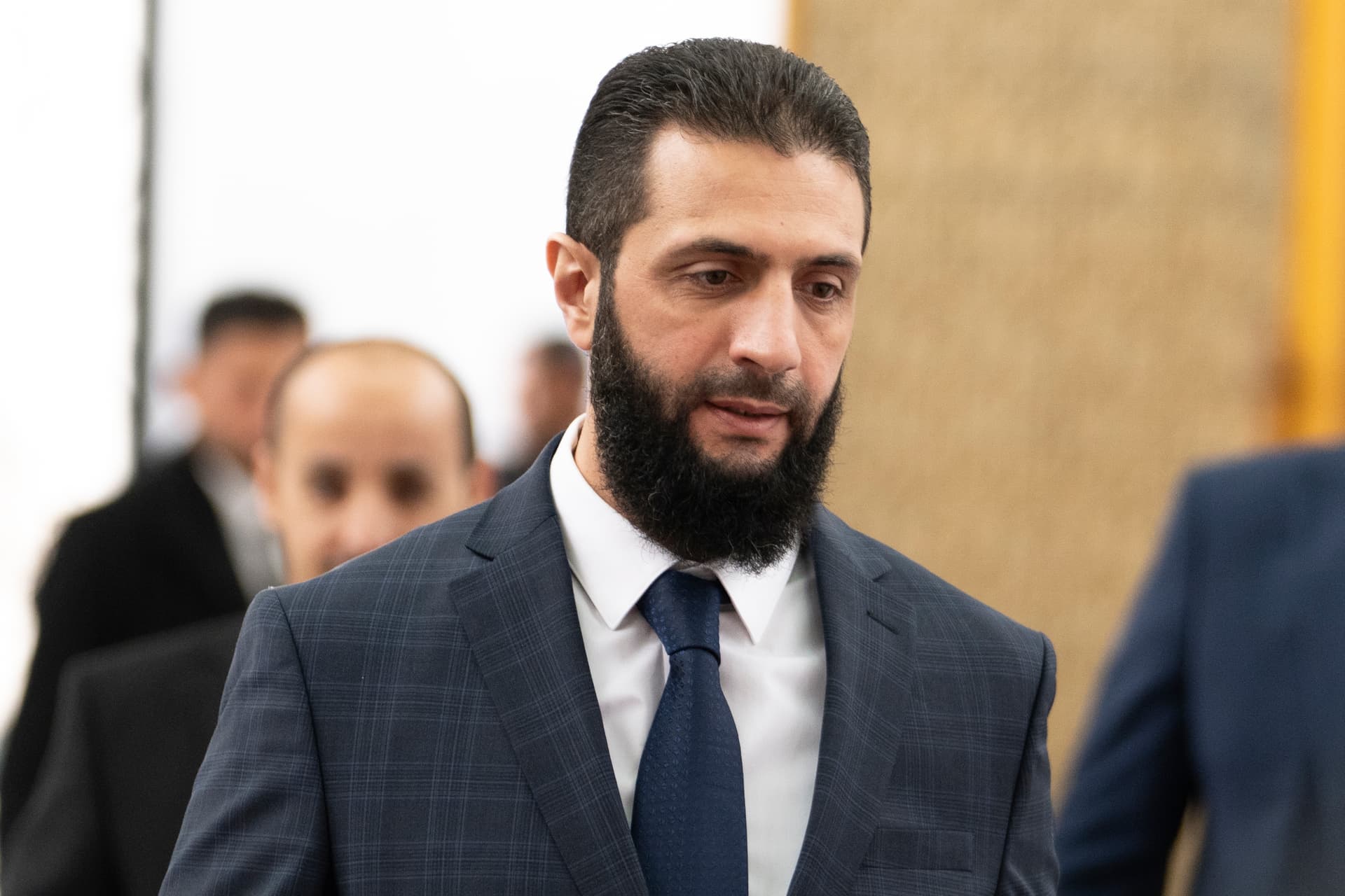 Syrischer Machthaber Ahmed al-Scharaa sagt Deutschlandbesuch kurzfristig ab
