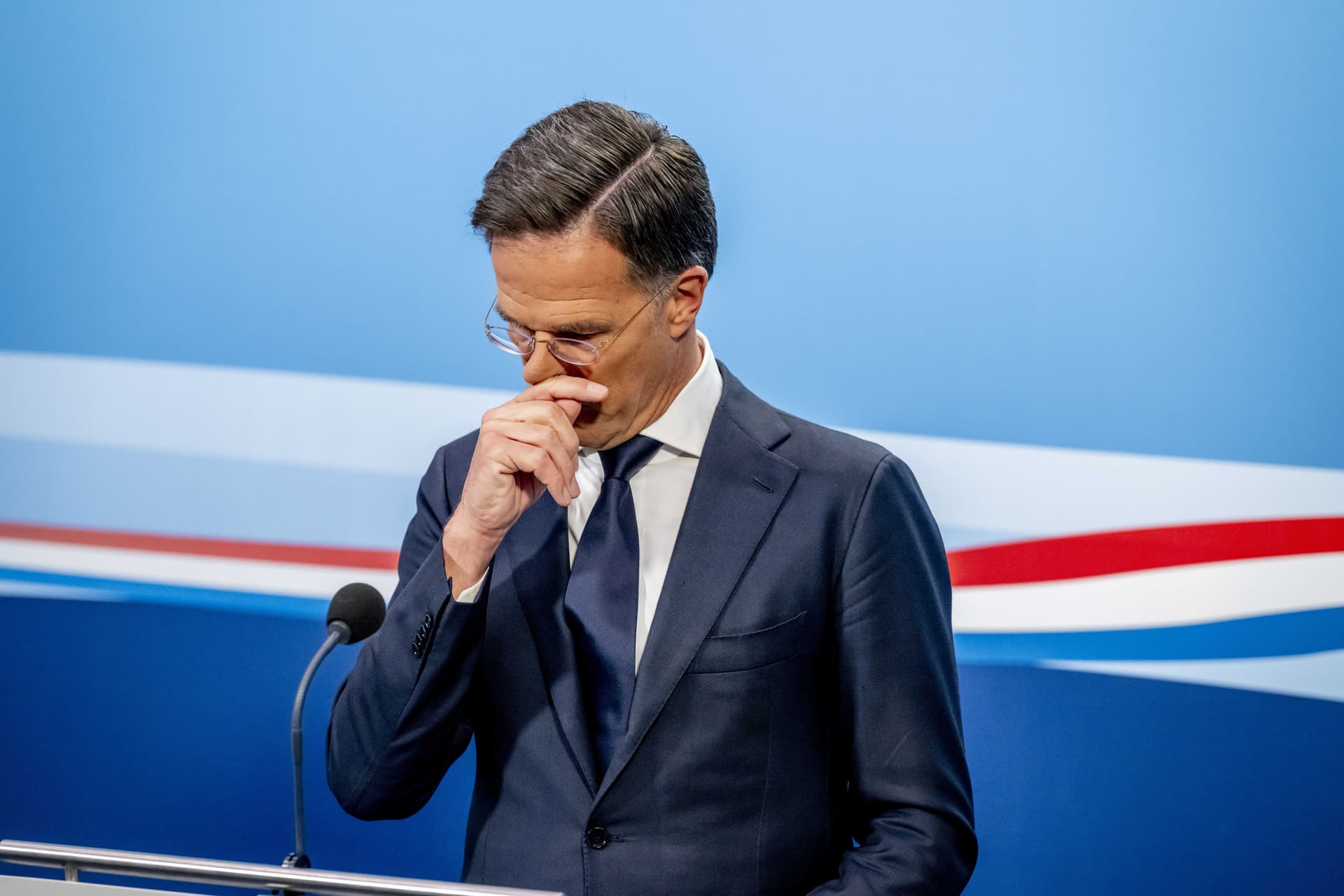 Holland in Not! Regierungschef Rutte tritt zurück