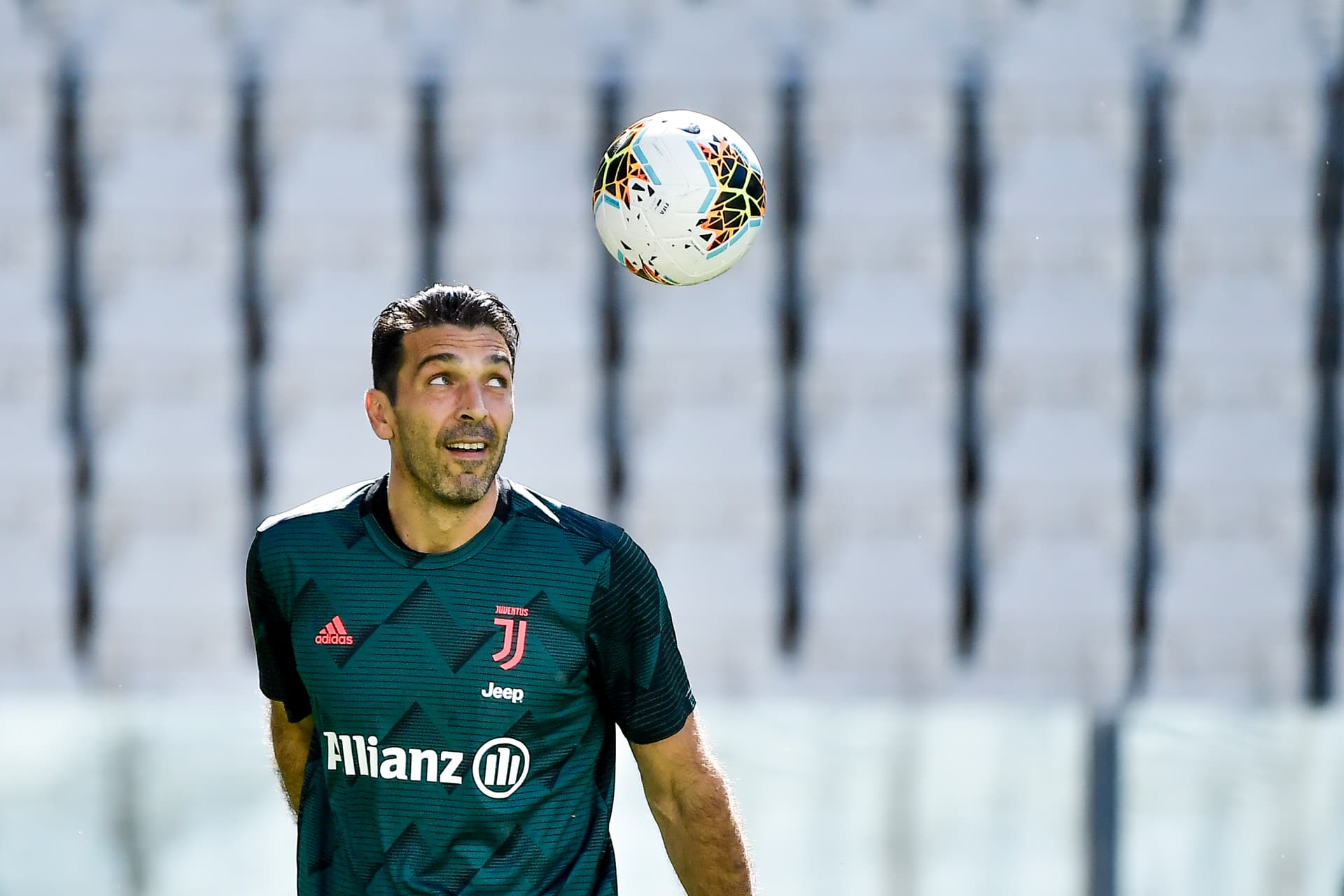 Karriereende: Italiens Torwart-Legende Buffon macht Schluss