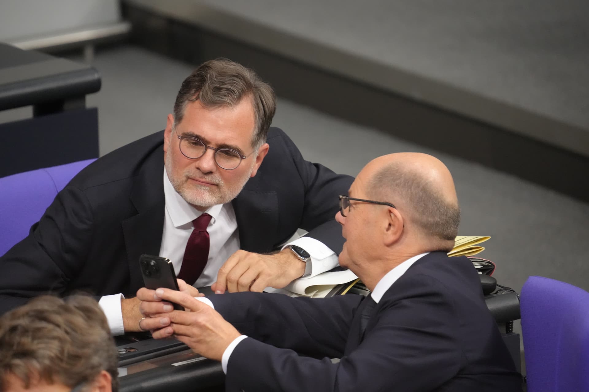 Scholz’ engster Vertrauter Wolfgang Schmidt bezeichnet Friedrich Merz als „Führer“