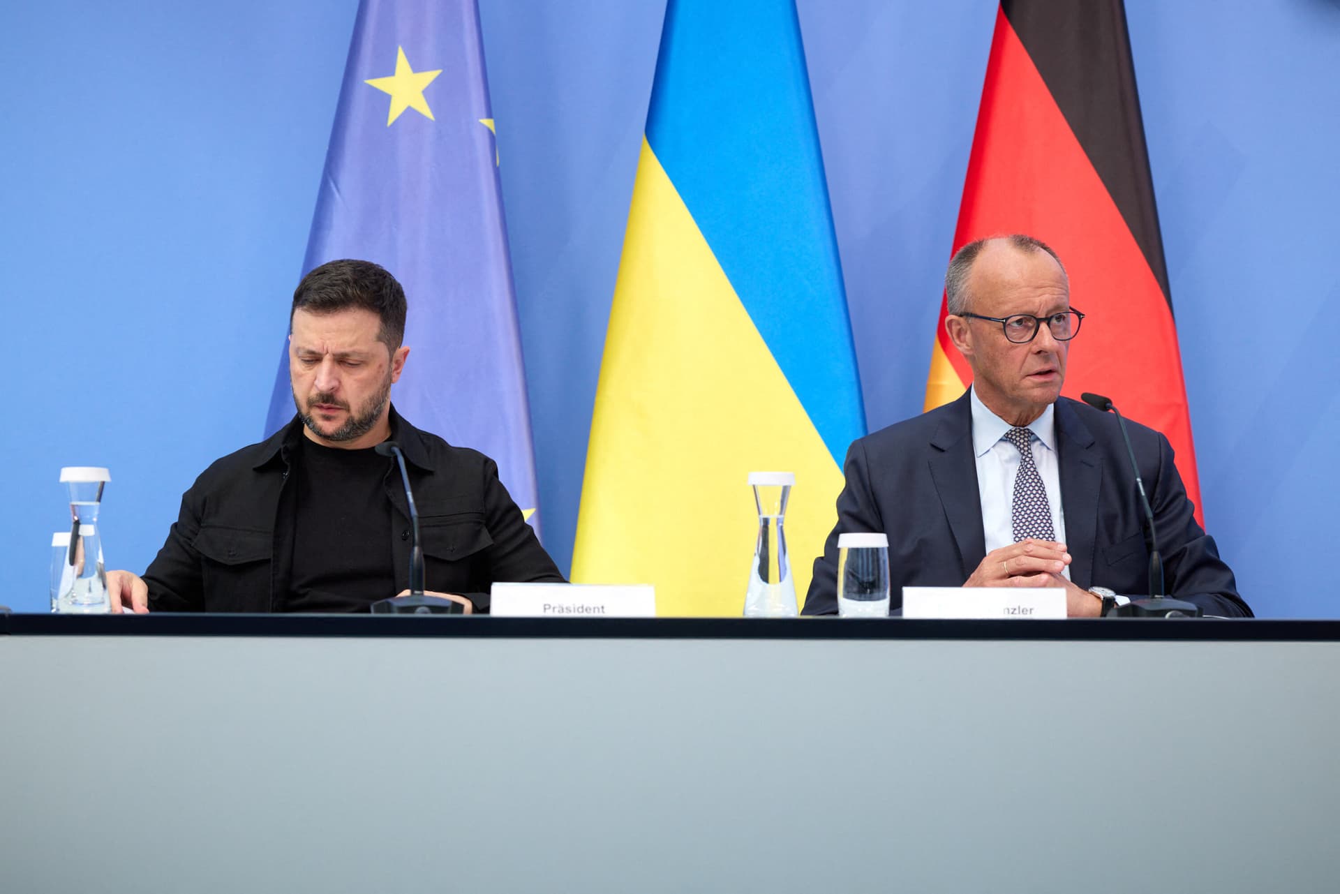 Europa folgt Trump: Merz und Selenskyj unterstützen US-Plan für sofortigen Waffenstillstand