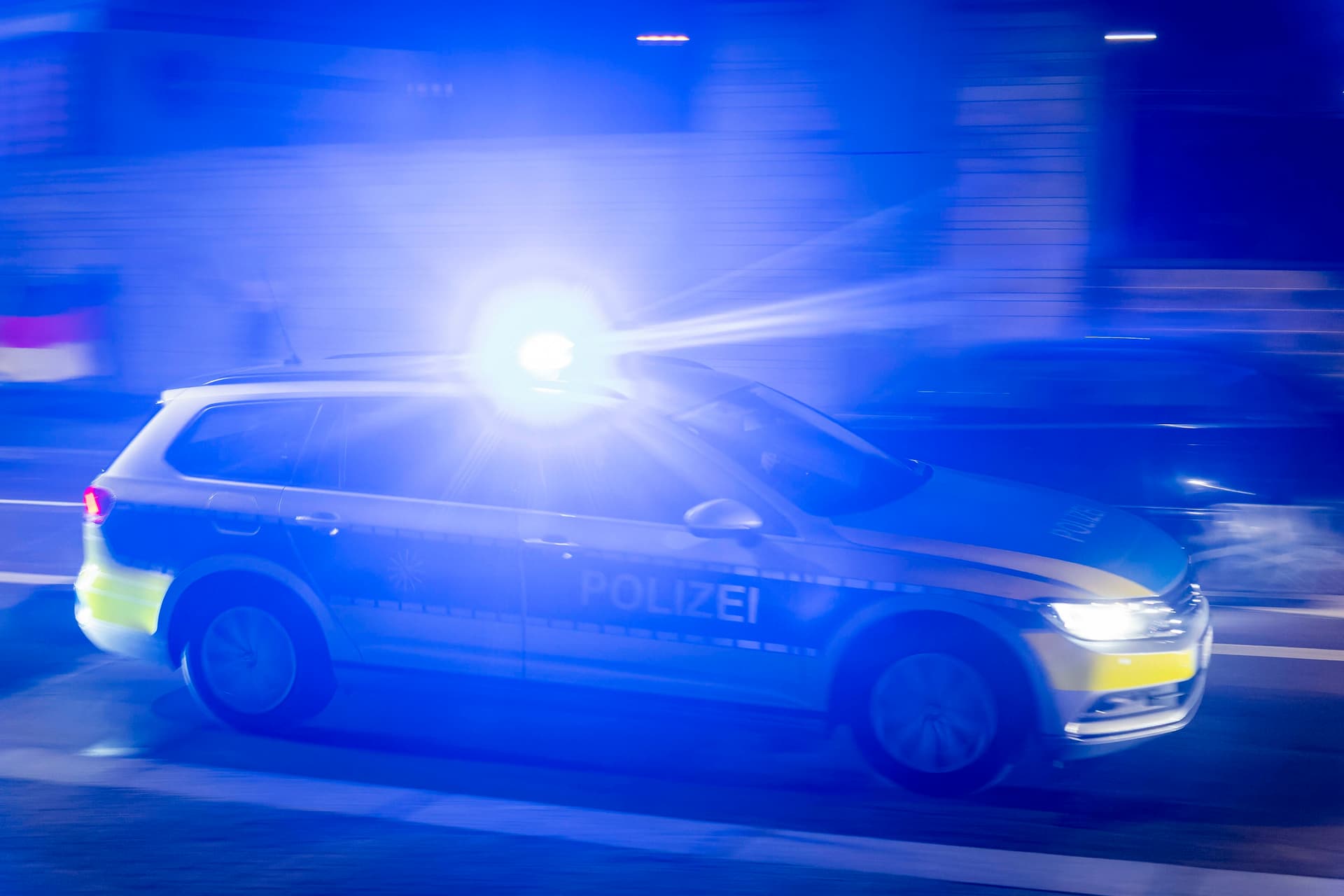 Lebensgefahr und Bisse: Mann aus Gambia verletzt zwei Polizisten schwer – und kommt wieder frei