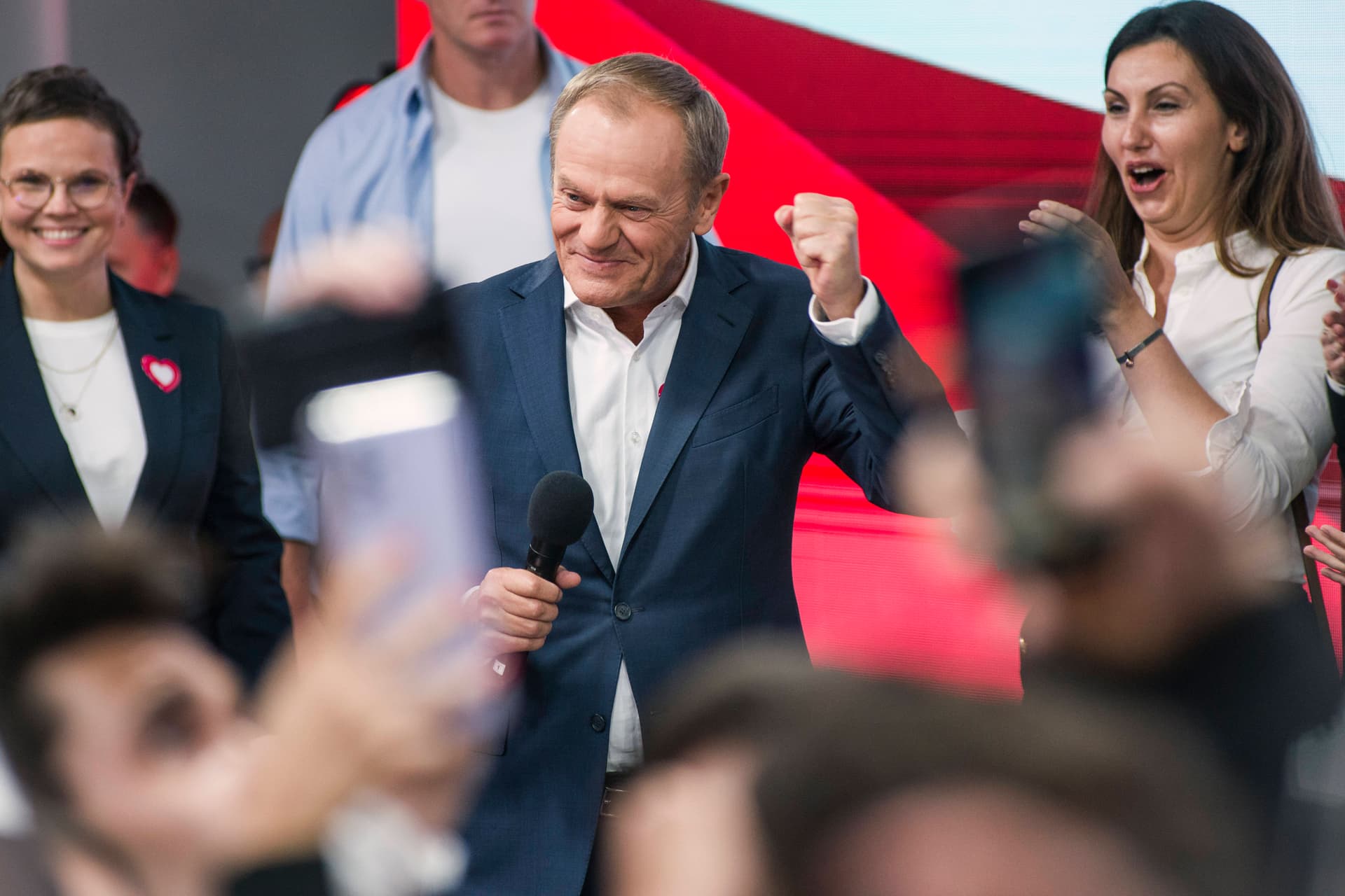 Opposition in Polen glaubt an Wahlsieg, Tusk jubelt: „Ich bin der glücklichste Mensch der Welt!“