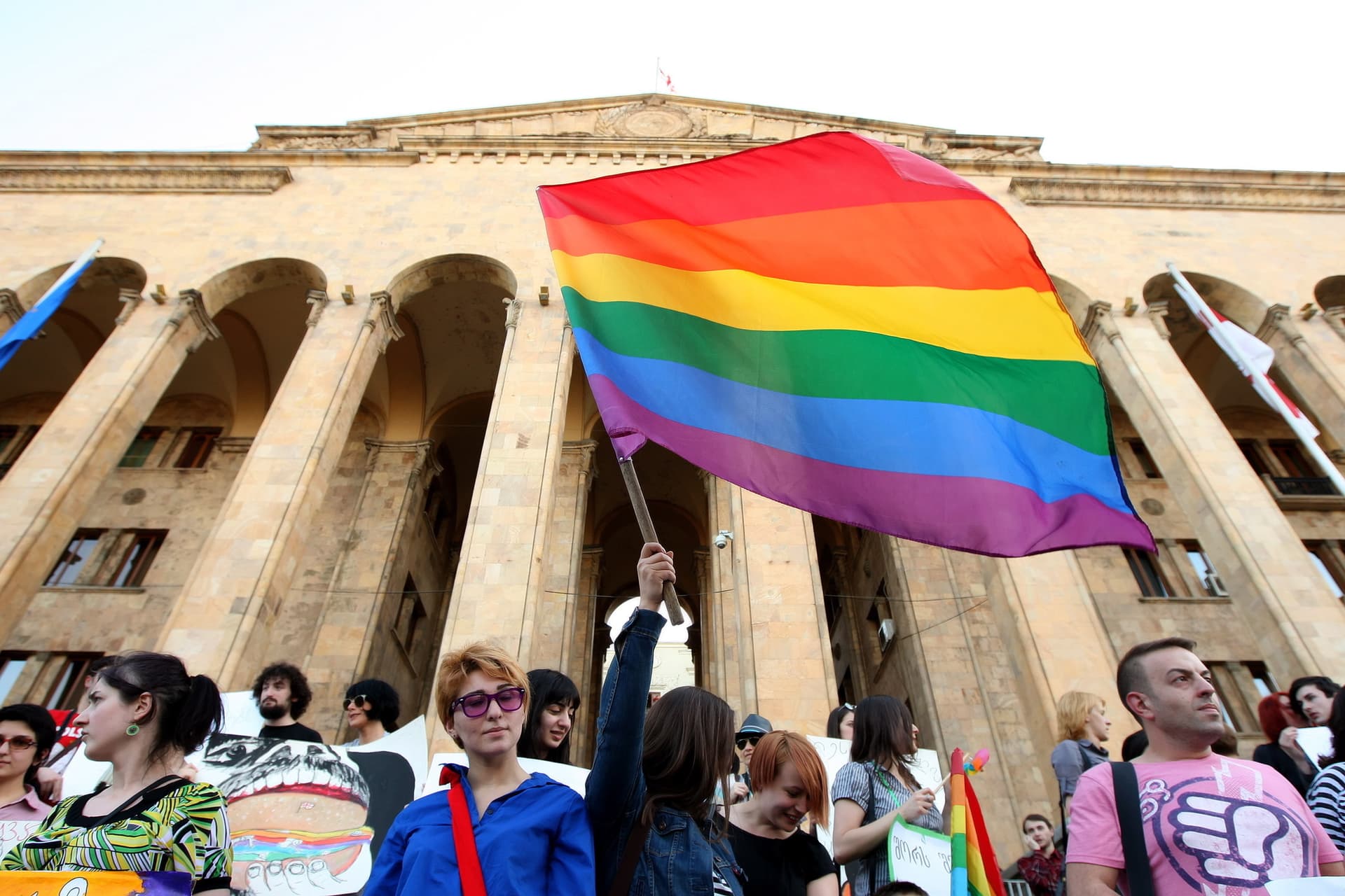 Pride-Festival in Georgien gestürmt – Veranstaltung abgebrochen