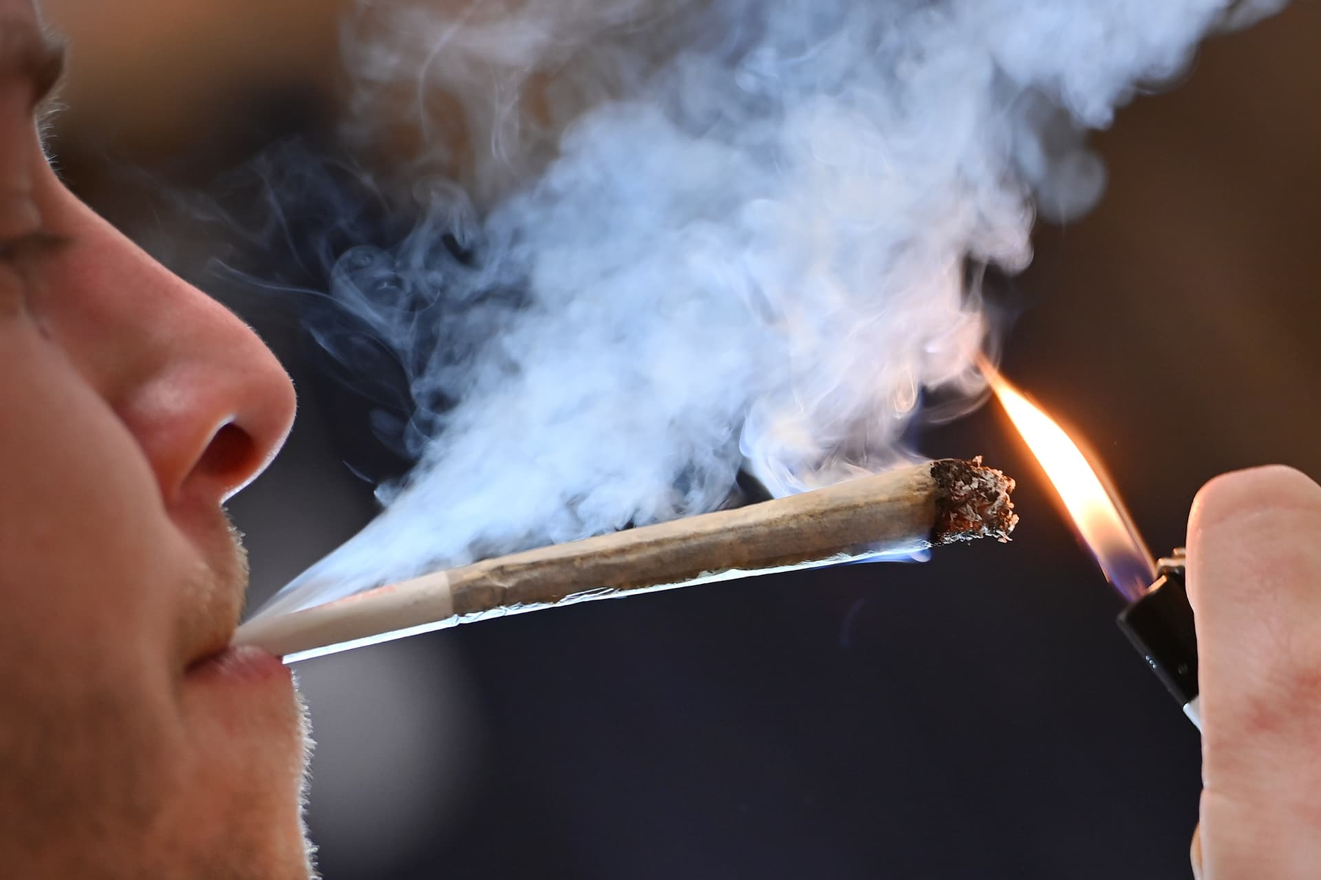 Cannabis und Jugendliche: Experten kritisieren Freigabe und fordern verschärfte Aufklärung