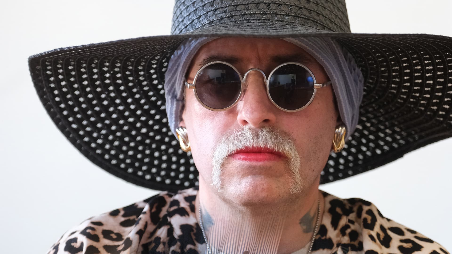 Sieg für die Meinungsfreiheit! Reichelt darf sagen, dass Neonazi Liebich keine Frau, sondern ein Mann ist!