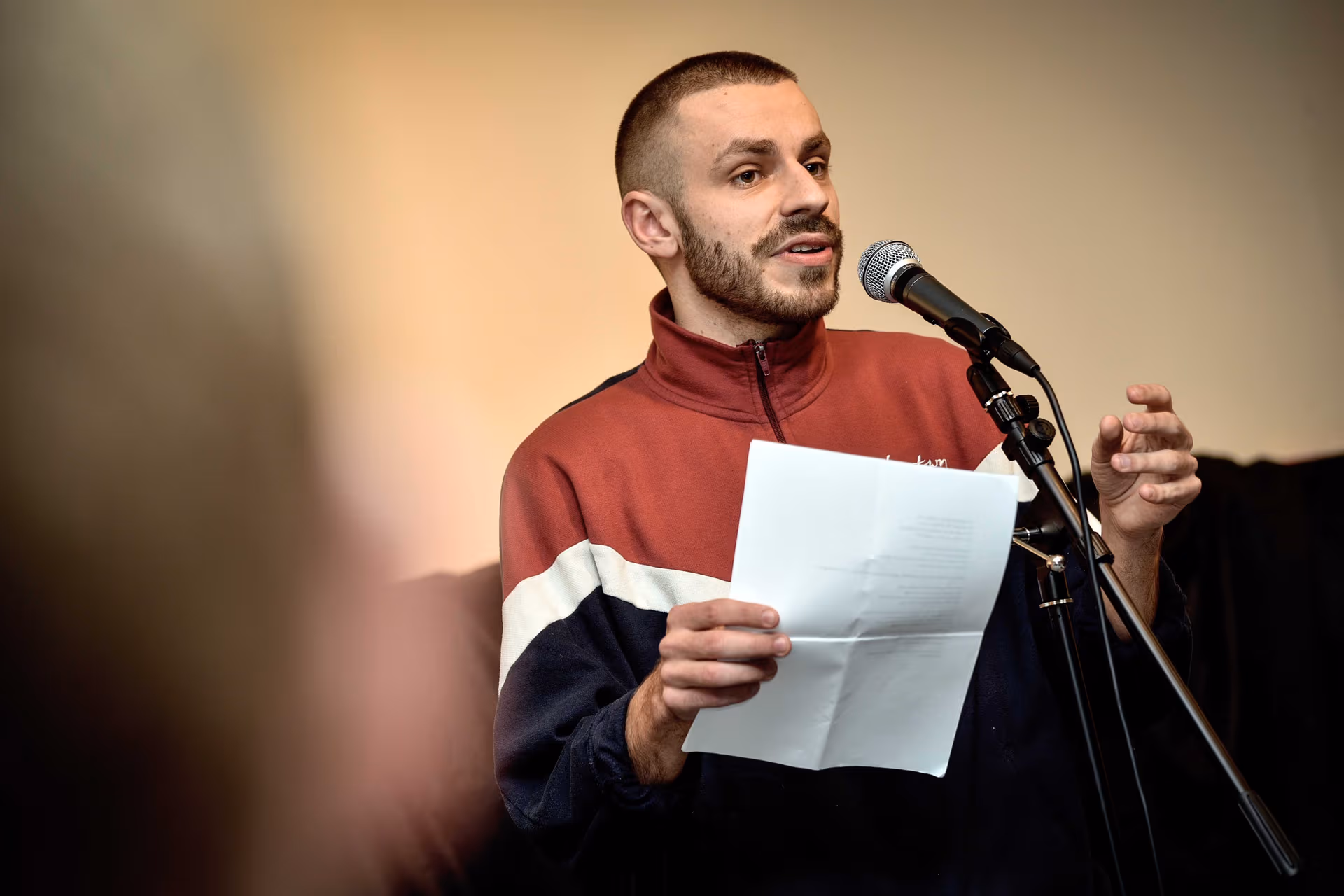 Reichinnek-Berater verhöhnt ermordeten US-Bürgerrechtler: „Charlie Kirk kriegt den Hals nicht voll“