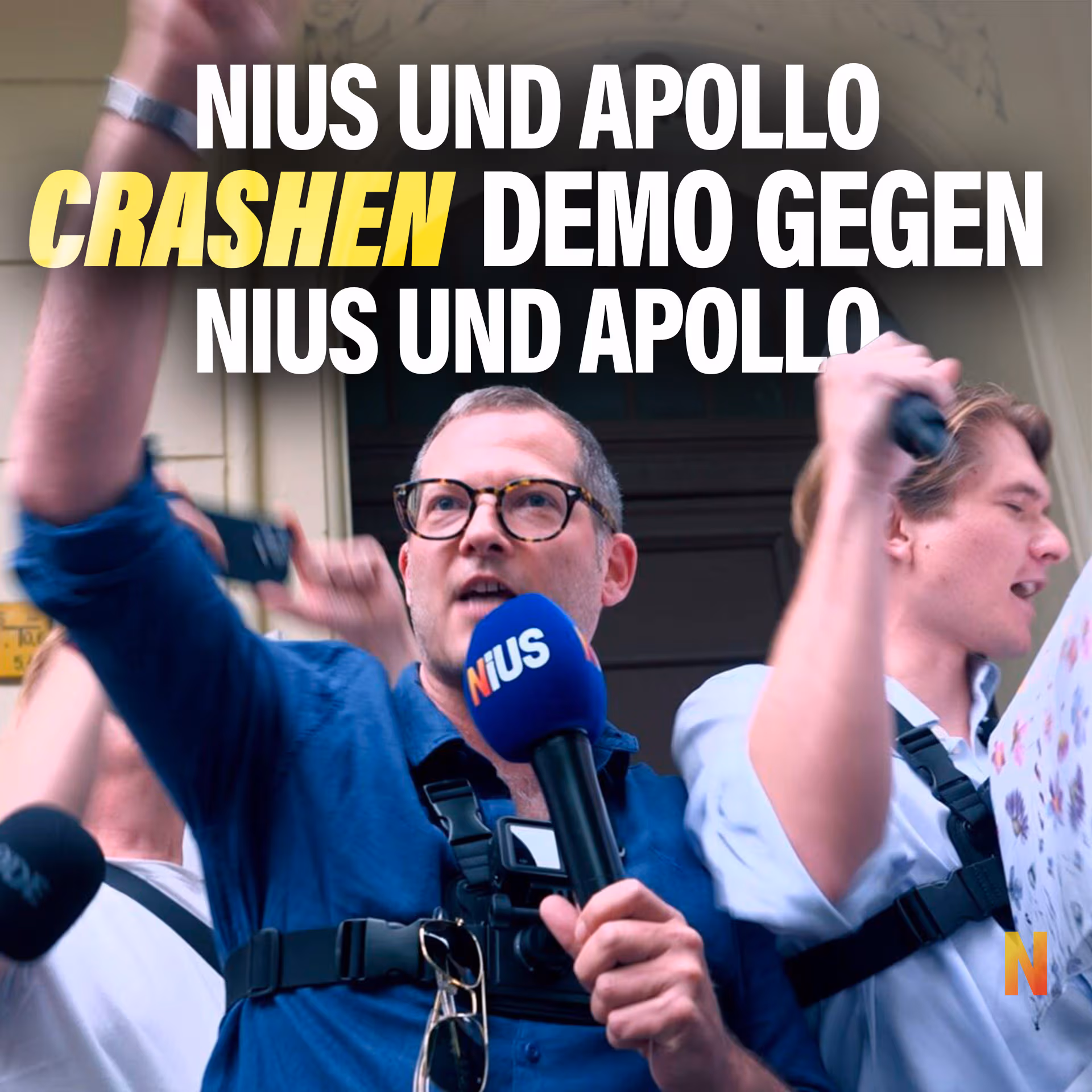 NIUS und Apollo crashen Demo gegen NIUS und Apollo