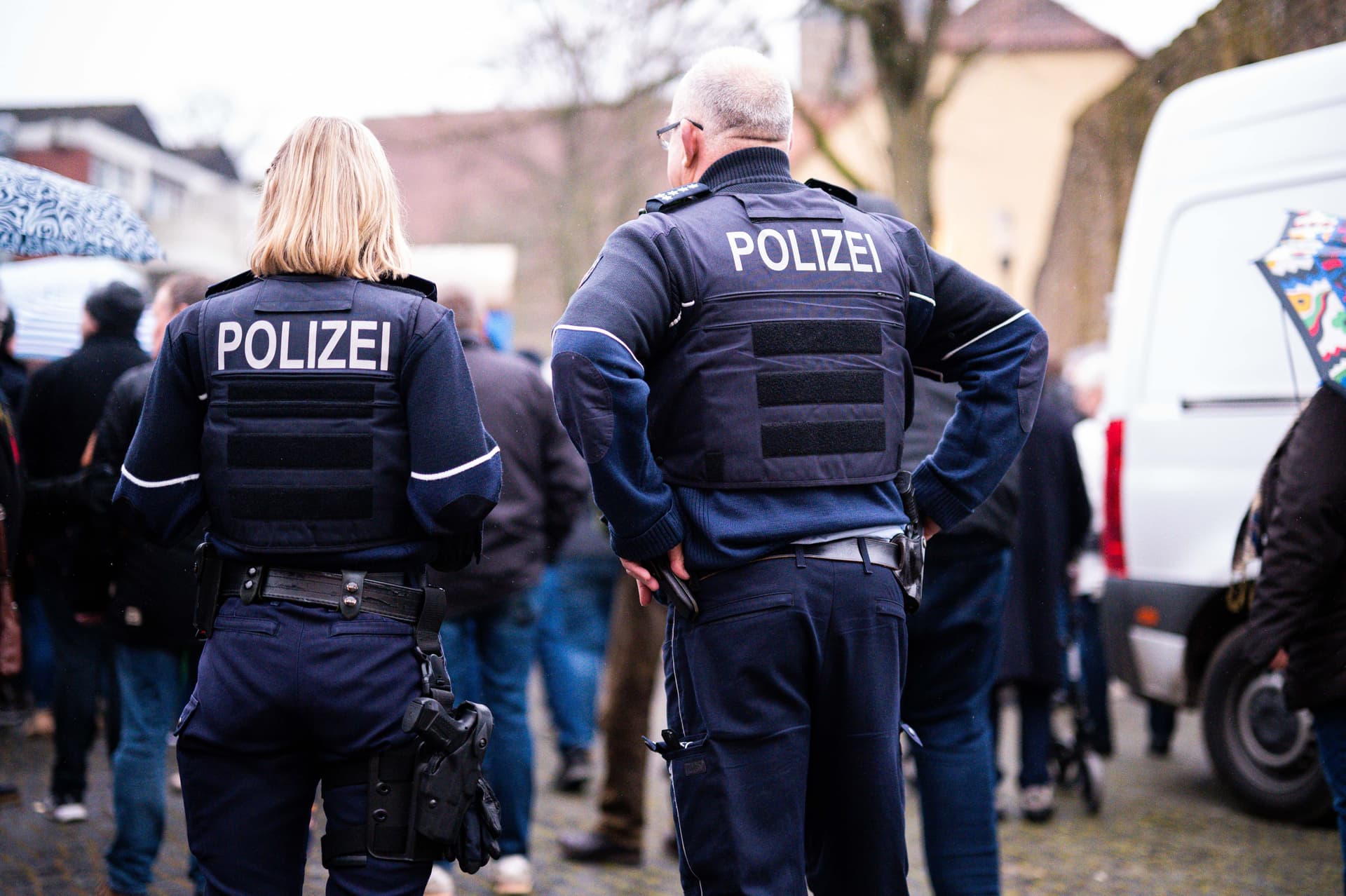 Beschwerdestellen der Länder: Nur wenige Meldungen über Rassismus bei der Polizei