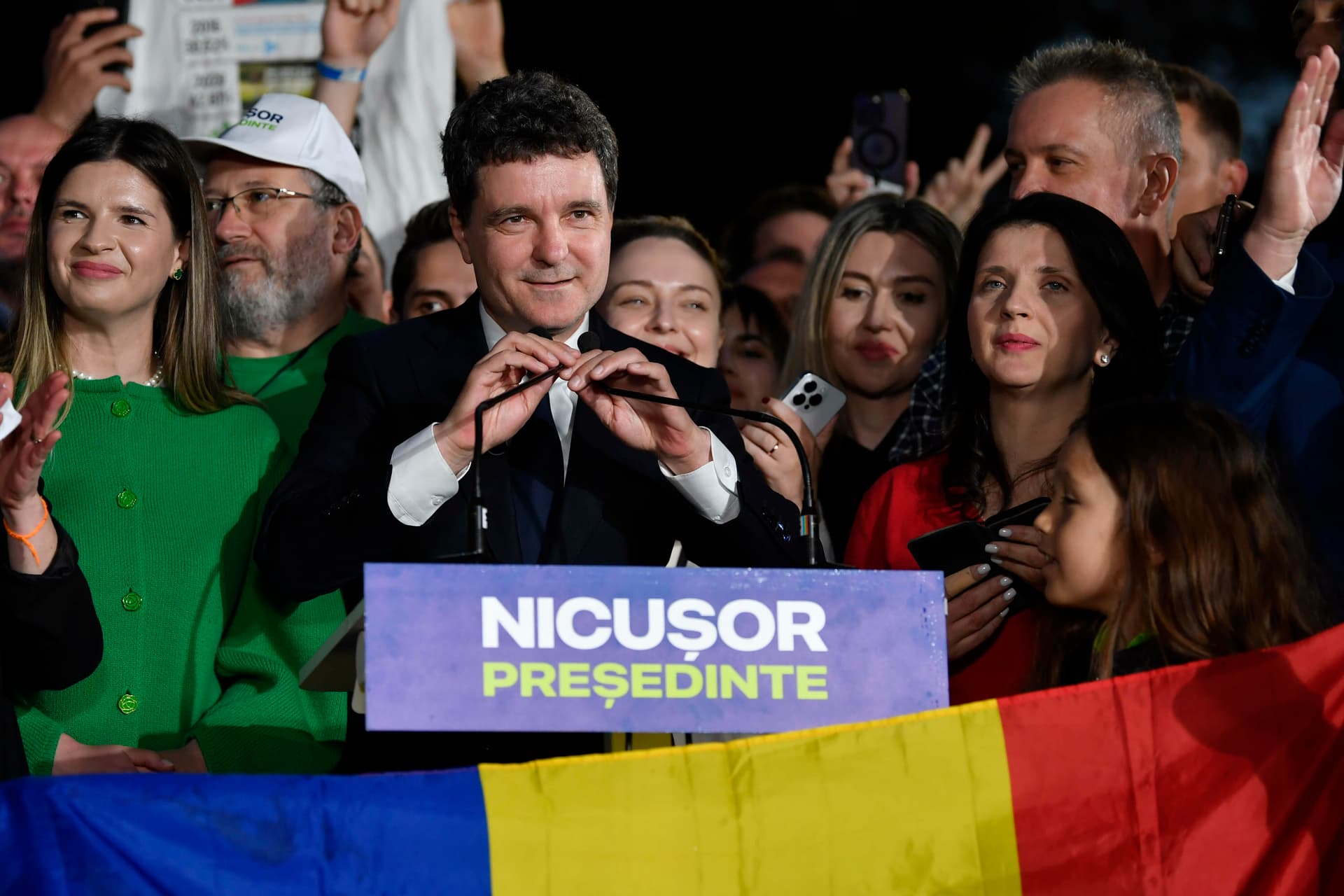 Knappes Rennen um Rumäniens Zukunft – Nicușor Dan gewinnt Präsidentschaftswahl