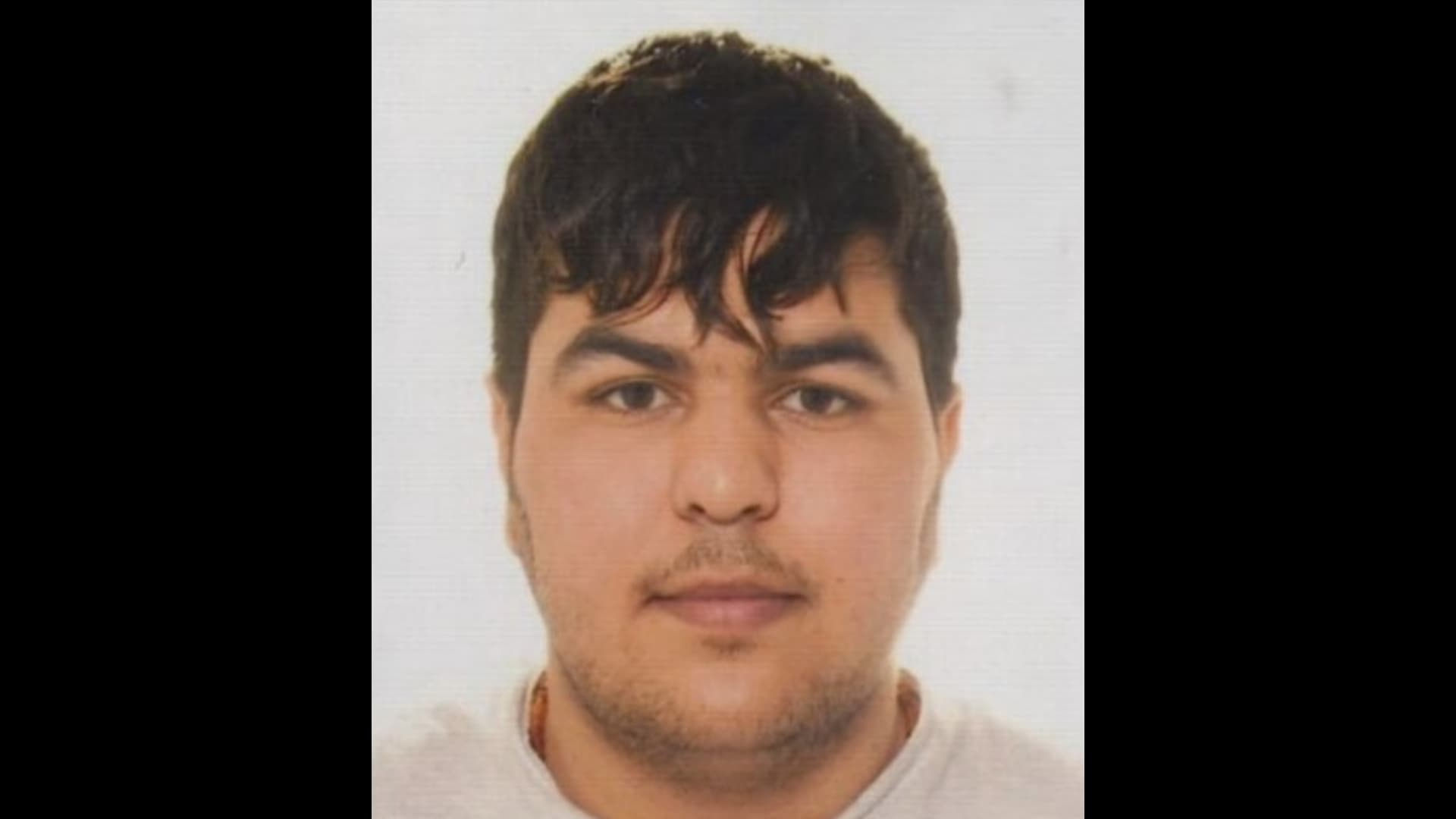 Polizei sucht diesen Sohn einer afghanischen Ortskraft: Er soll einen 17-Jährigen erstochen haben