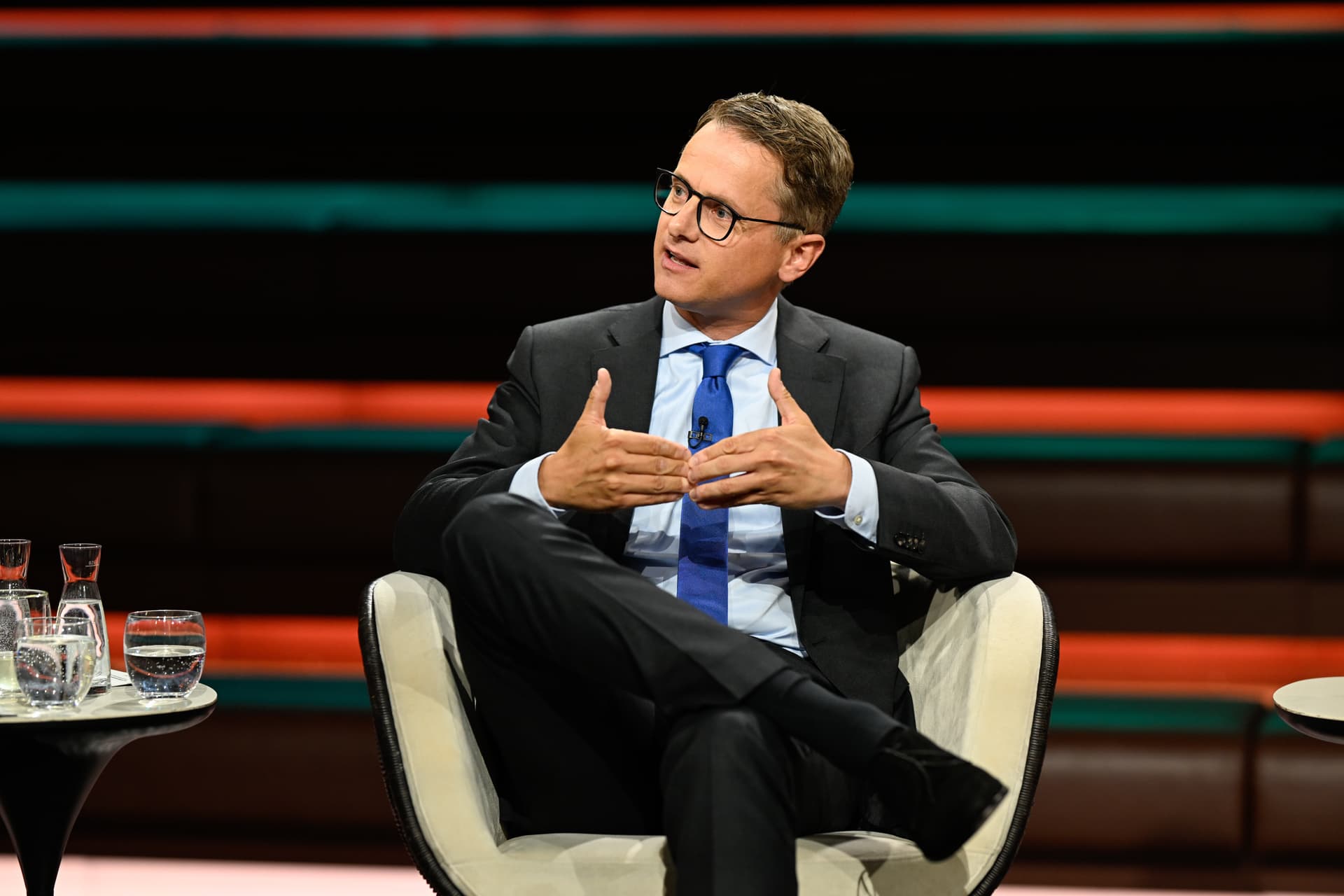 „Wir müssen Arbeit wieder ernst nehmen“ – CDU-General Linnemann fordert Abschaffung des Bürgergelds
