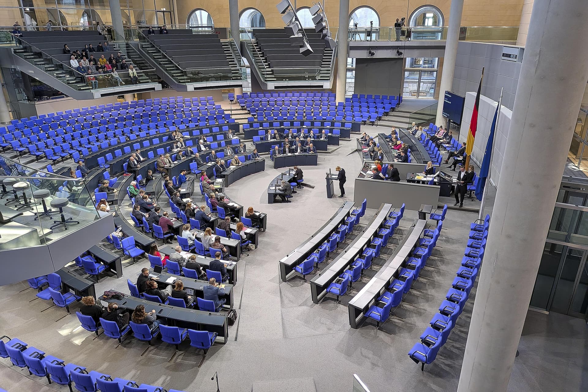 Obwohl das Parlament geschrumpft ist: Parteien erhöhen Zuschüsse für Bundestagsfraktionen
