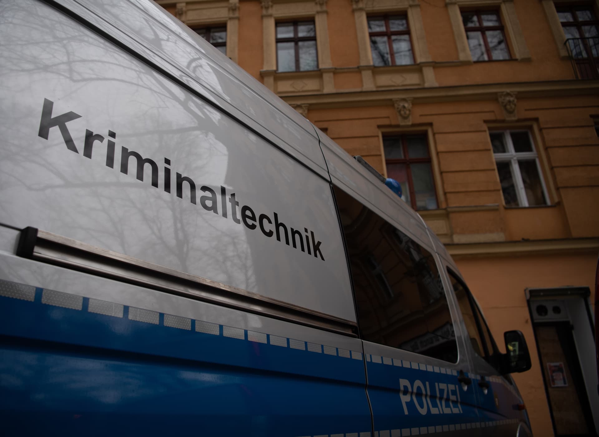 Tödliche Schüsse in Berlin! Haben zwei Kinder ihren Vater ermordet?