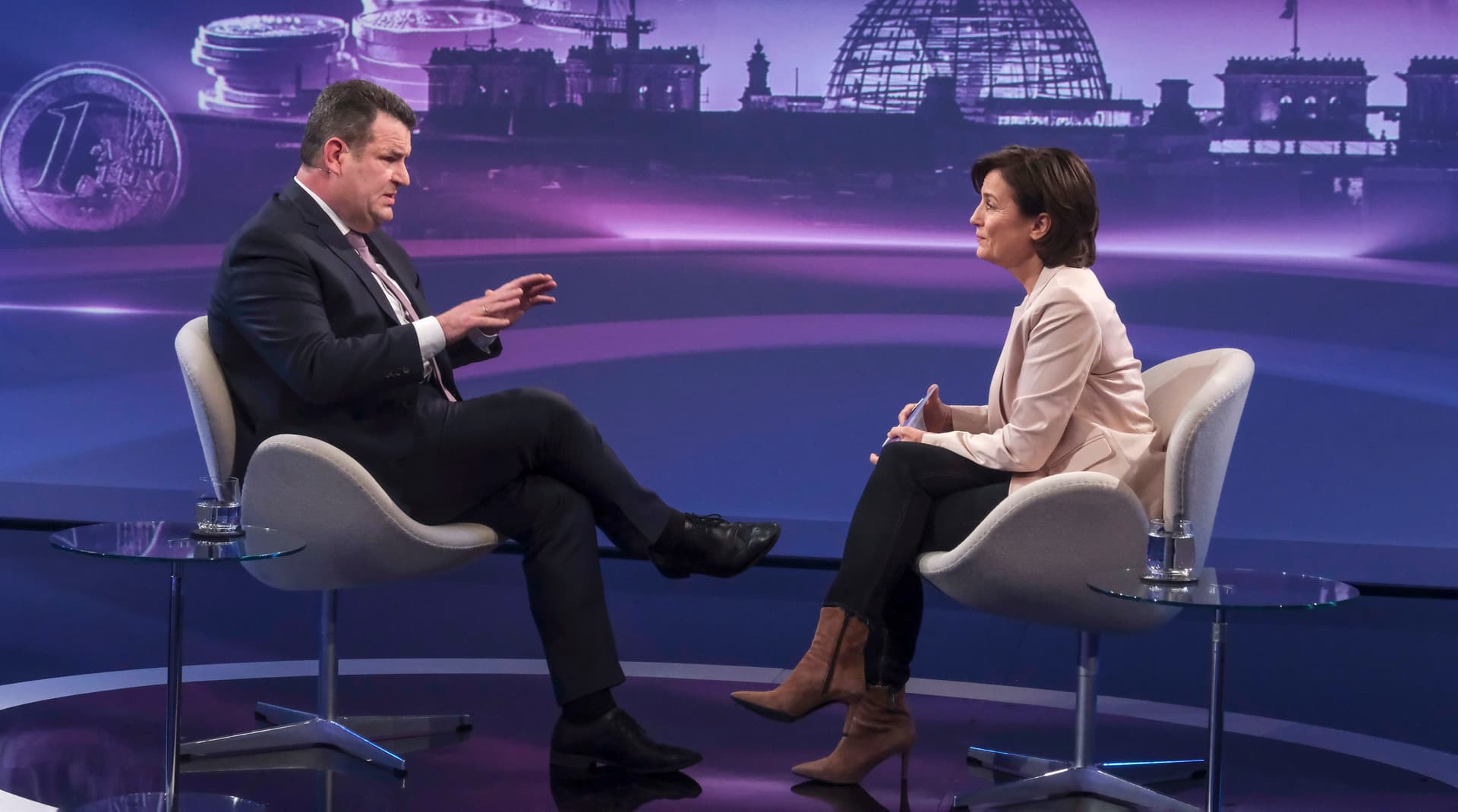 Maskenbildnerin faucht Arbeitsminister Heil an: „In welcher Welt leben Sie eigentlich?“