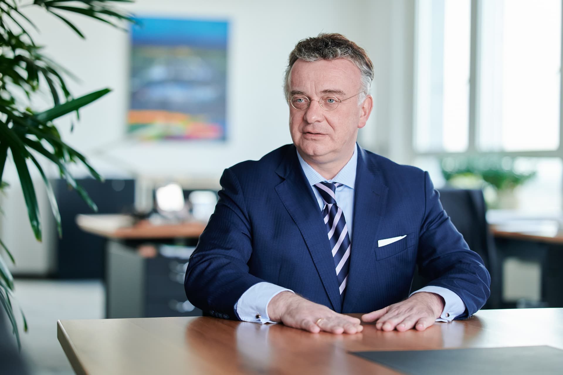 Evonik-Boss Kullmann: „Die CO2-Gebühr für Europa muss weg“