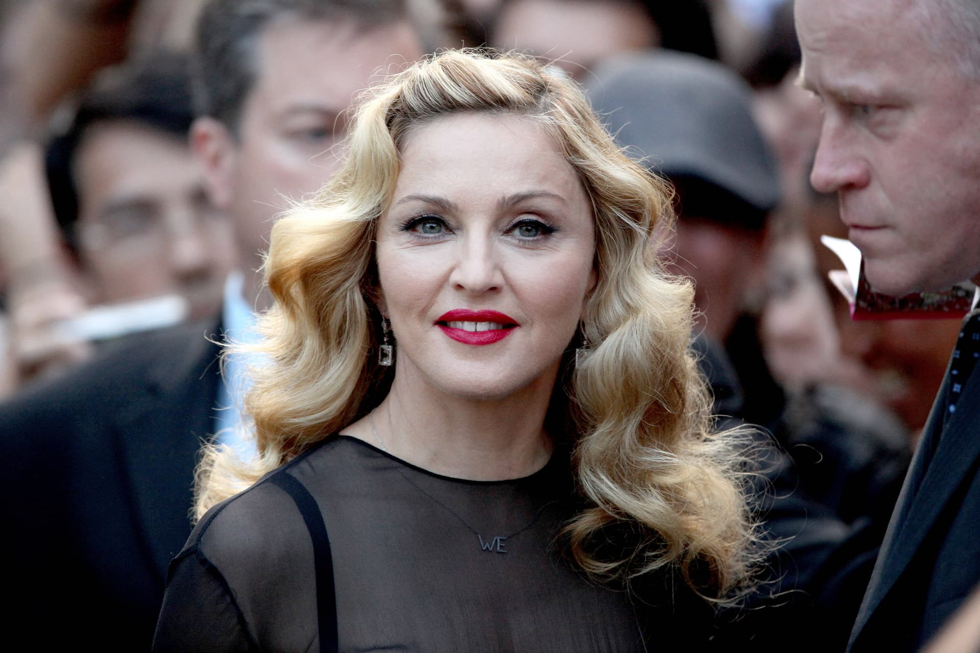 Madonna meldet sich nach Krankenhaus-Schock zurück: „Ich bin auf dem Weg der Besserung“