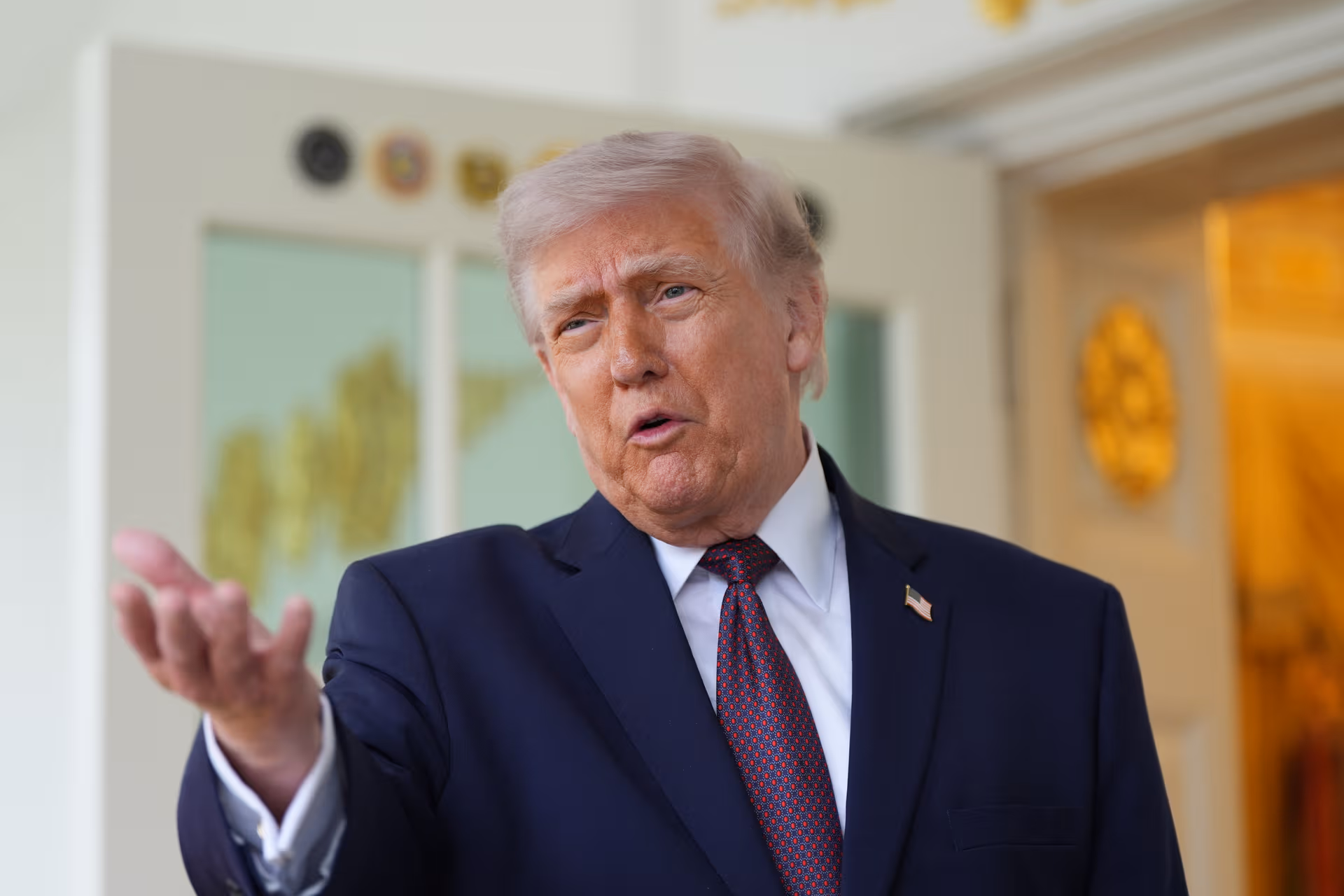 Trump kündigt „vollumfänglichen Sieg“ gegen Iran innerhalb von 14 Tagen an