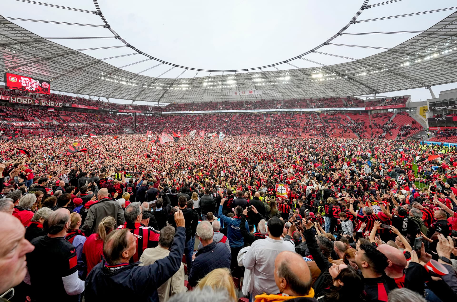 Diese Bilder machen endlich wieder Bock auf Bundesliga: Danke Bayer, Glückwunsch Bayer!