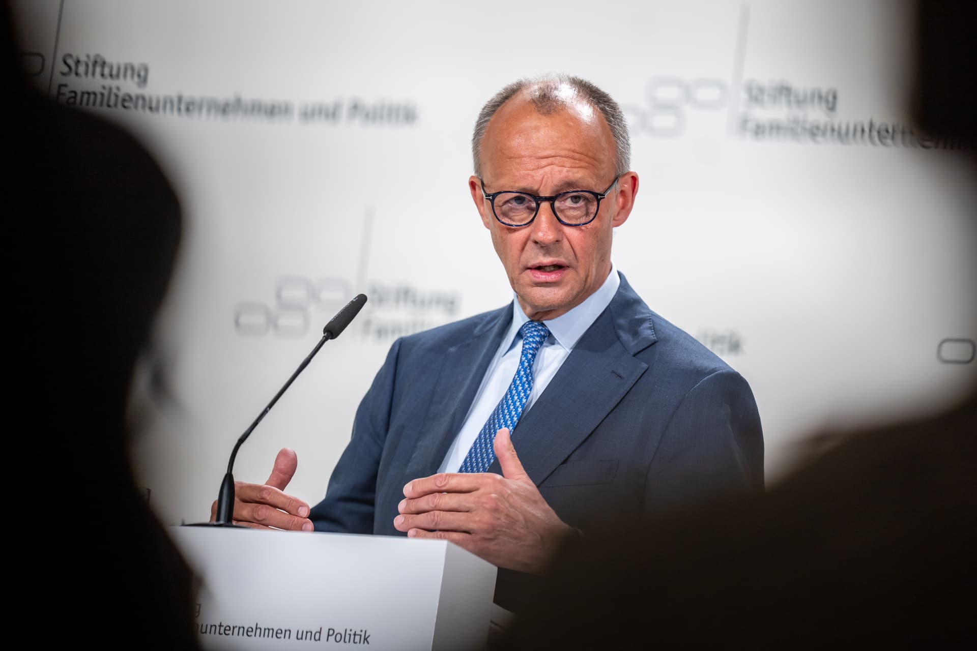 Merz beschimpft Unternehmer: „Ich treffe mehr von Ihnen auf dem Golfplatz als in den Talkshows“